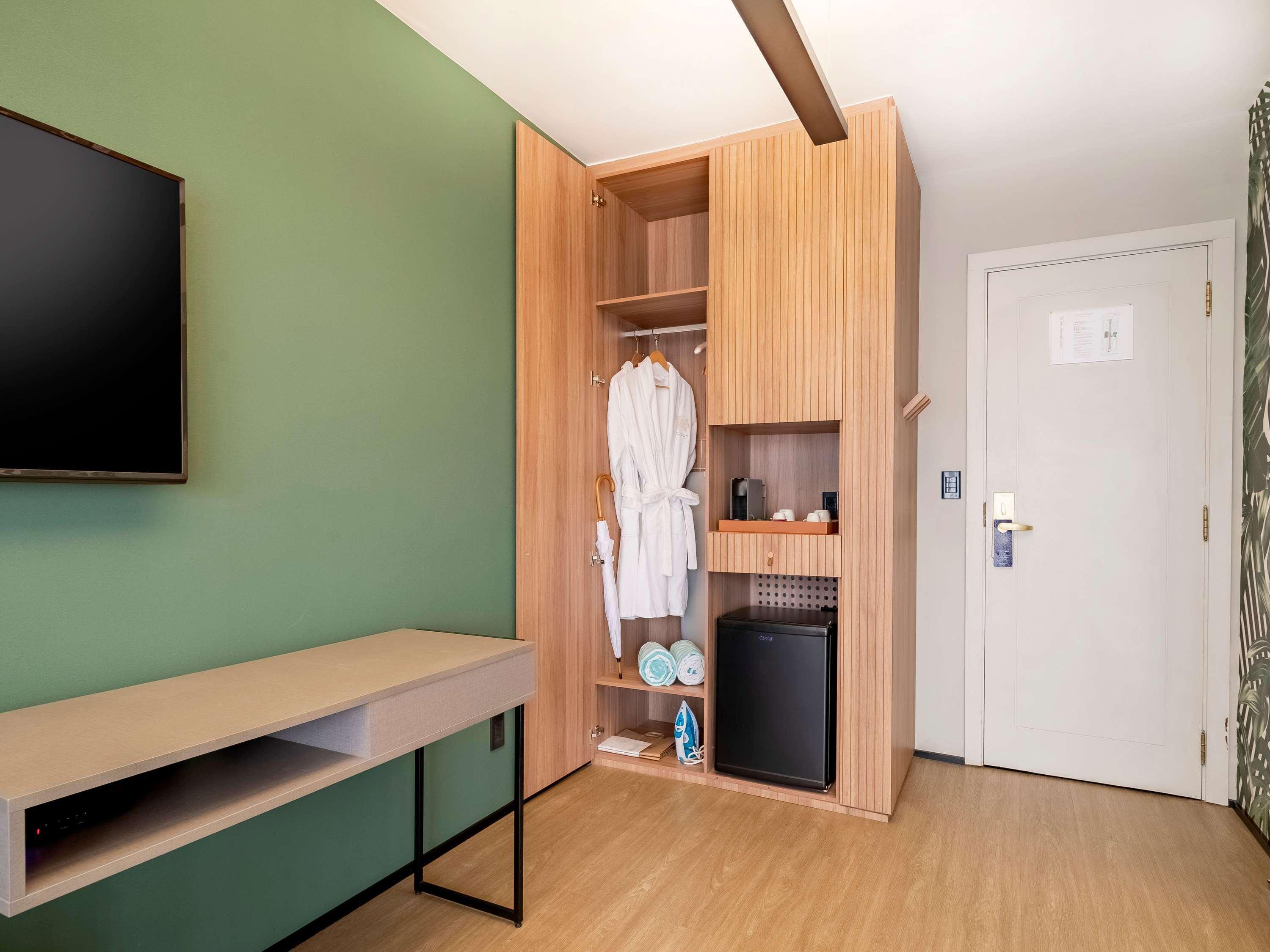 Double or Twin Executive