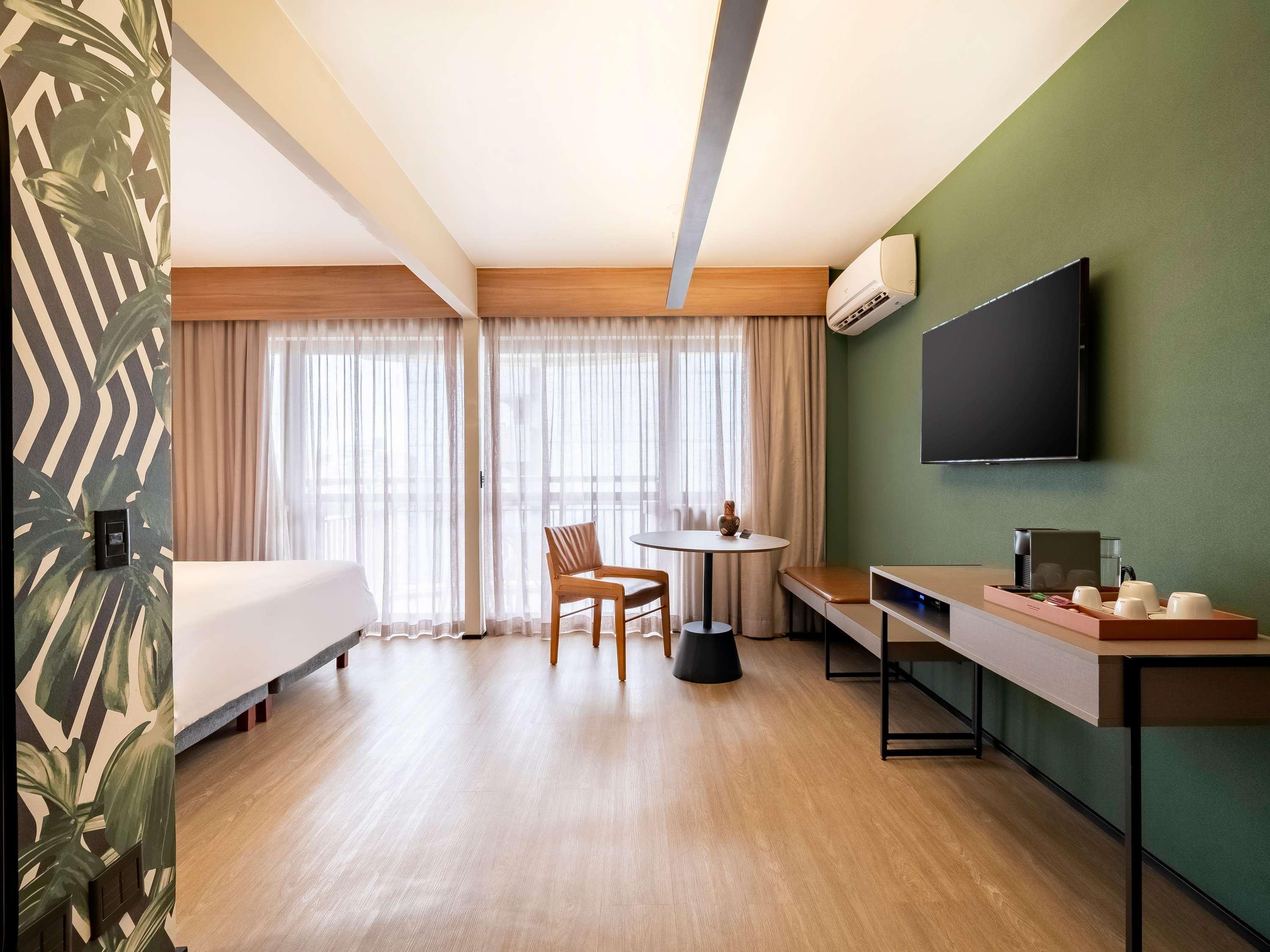 Double or Twin Executive