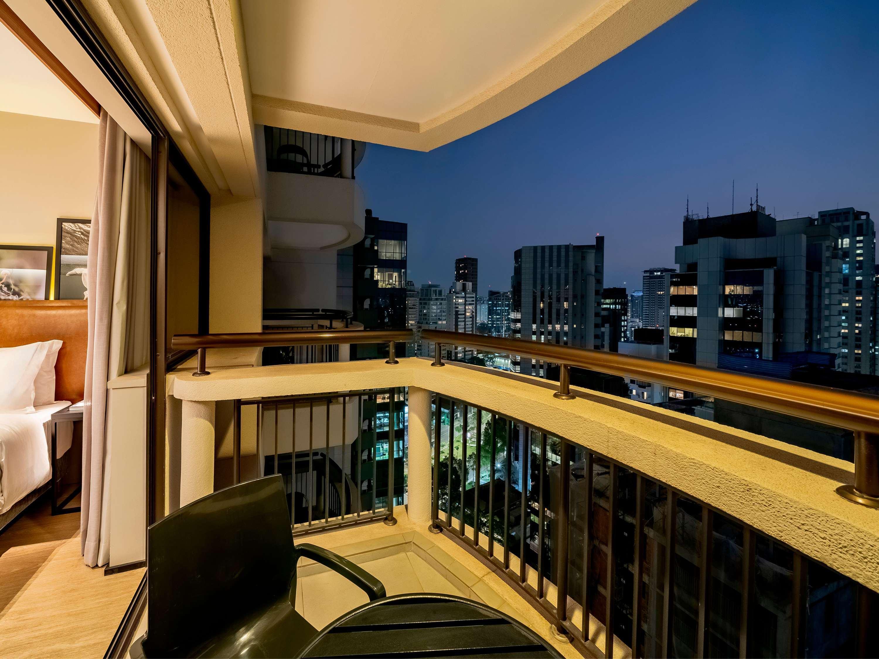 Double or Twin Executive