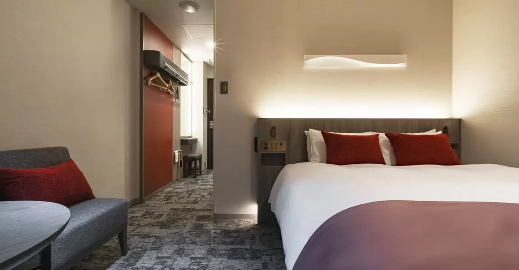 Double Queen Size Bed