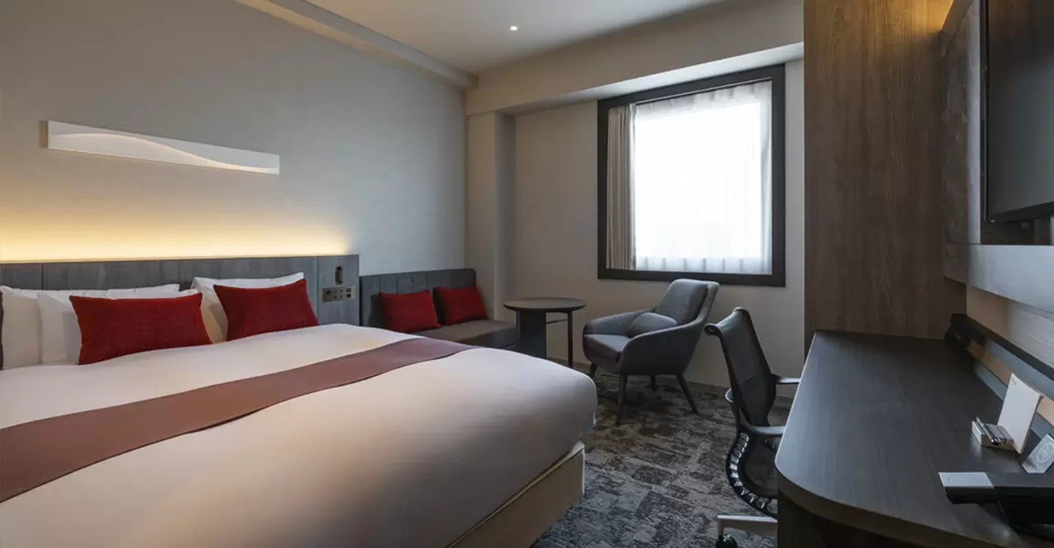 Double Superior Non Smoking