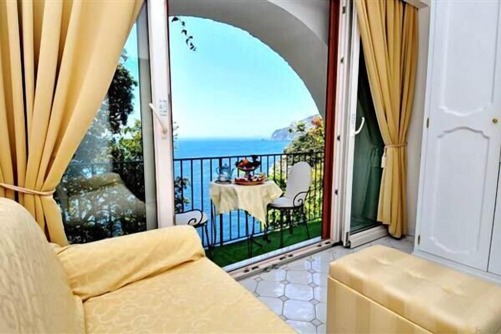 Junior Suite Partial Sea View