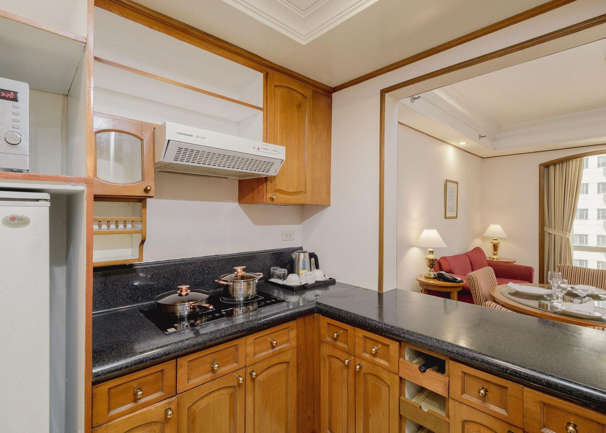 Double Premier Queen Bed