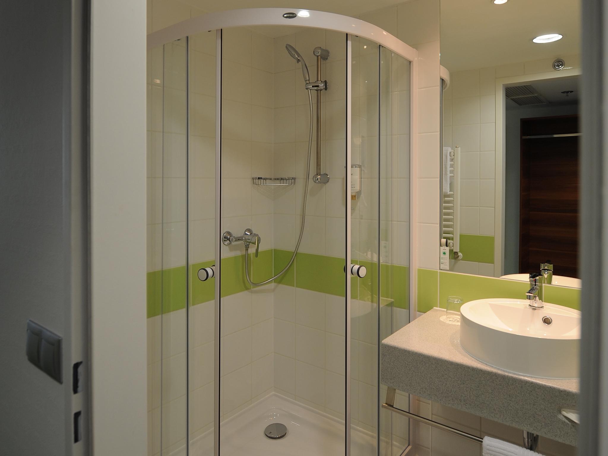 Double or Twin Standard