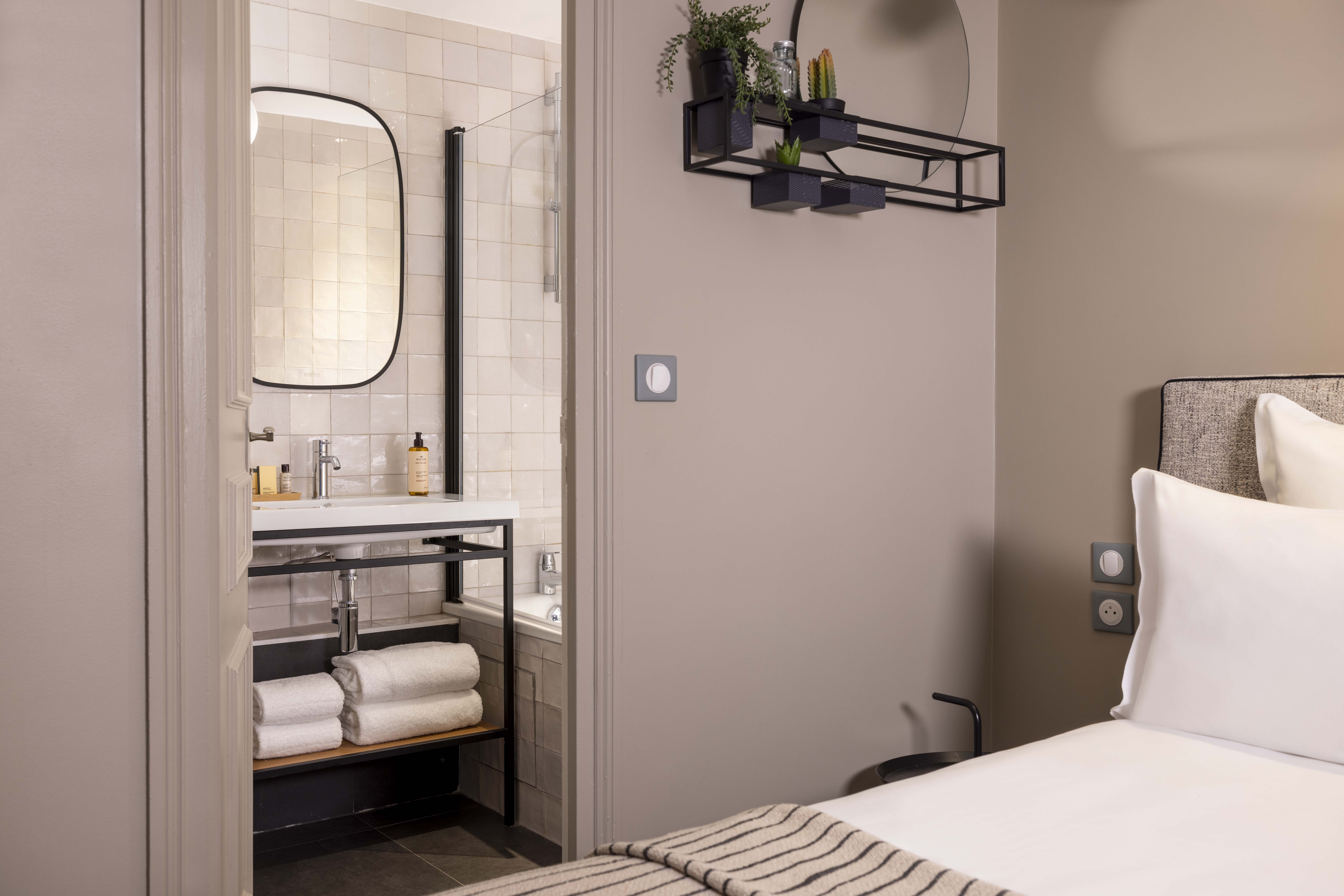 Double or Twin Deluxe