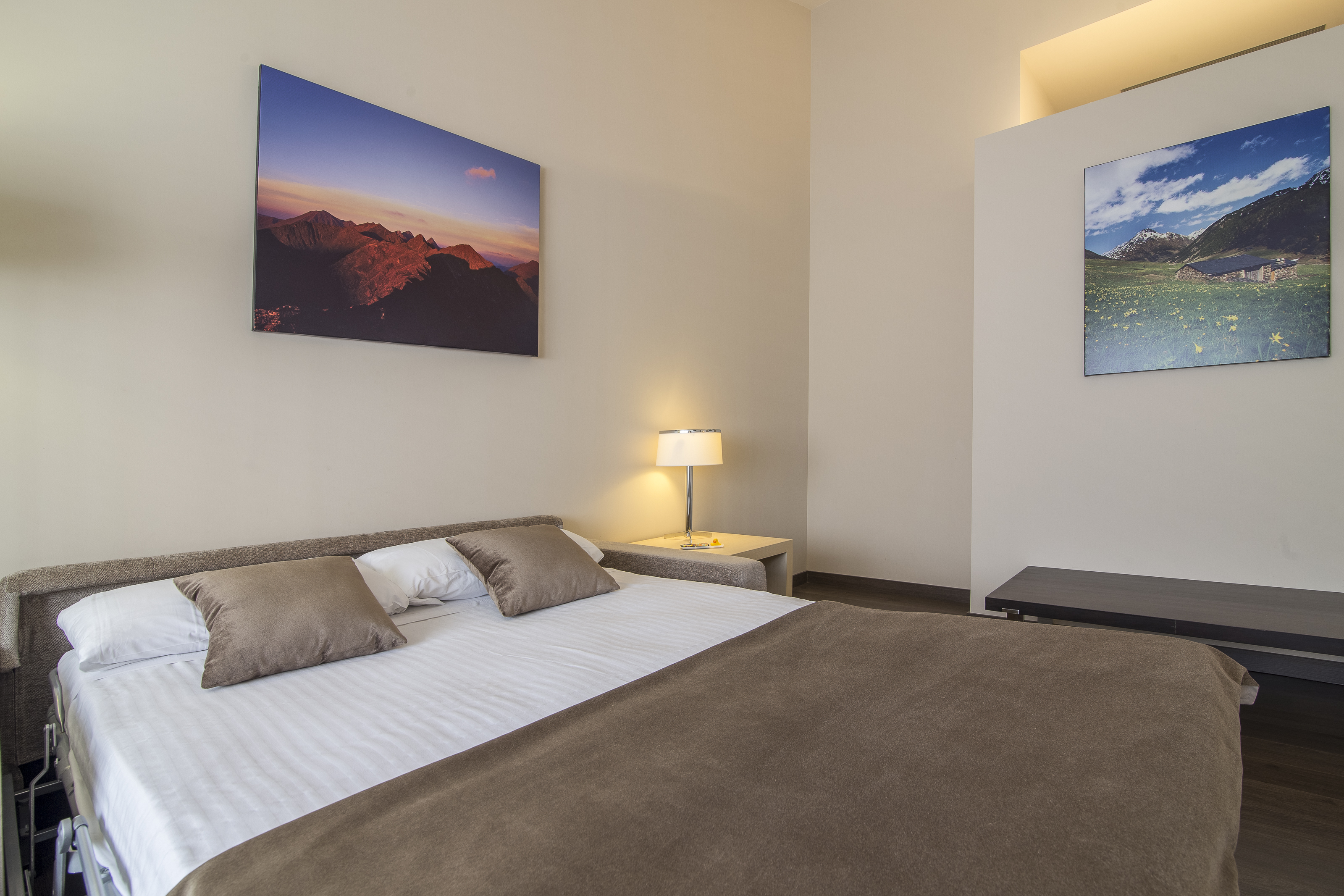 Family Room Capacity 4