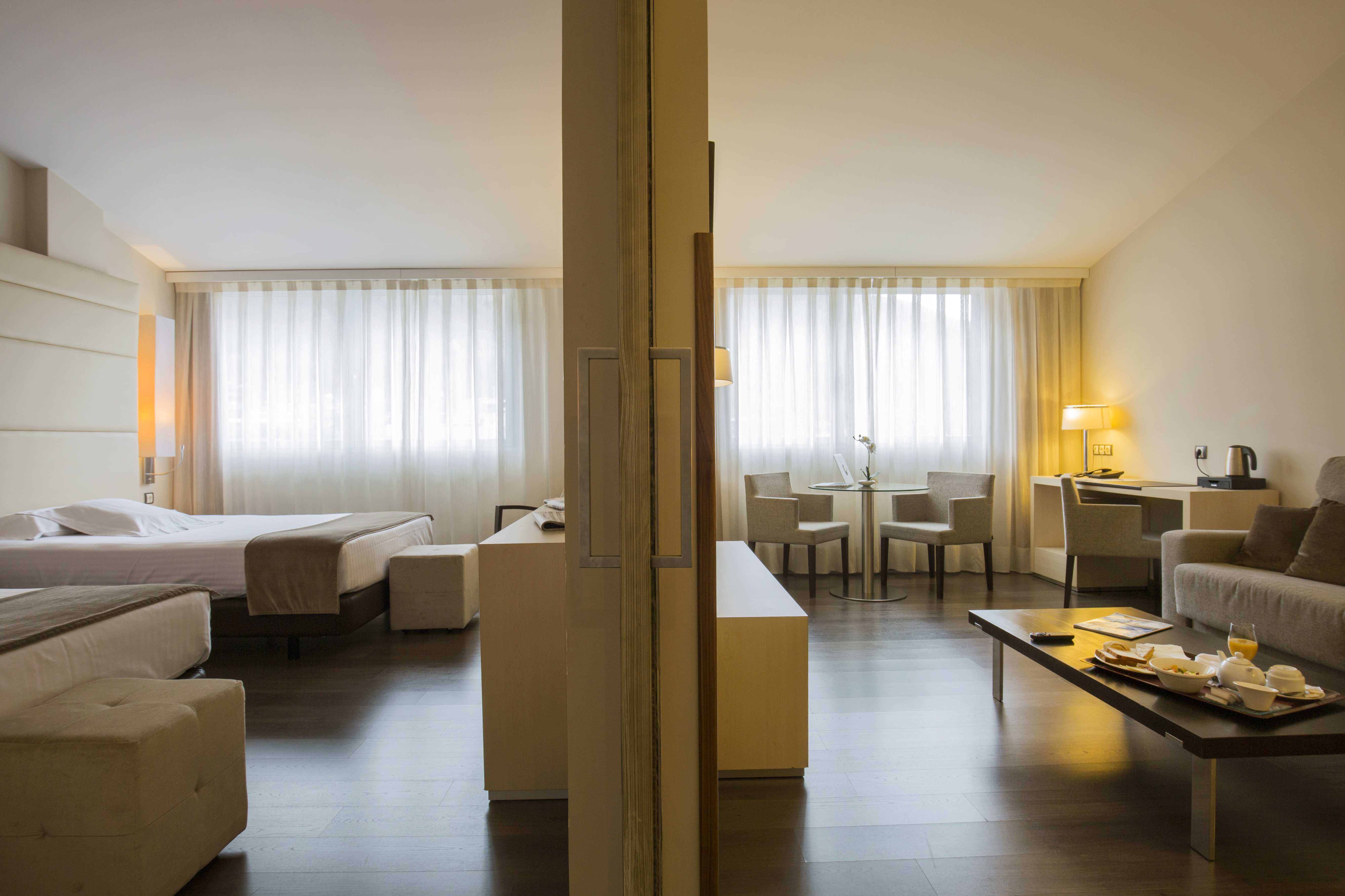 Family Room Capacity 4