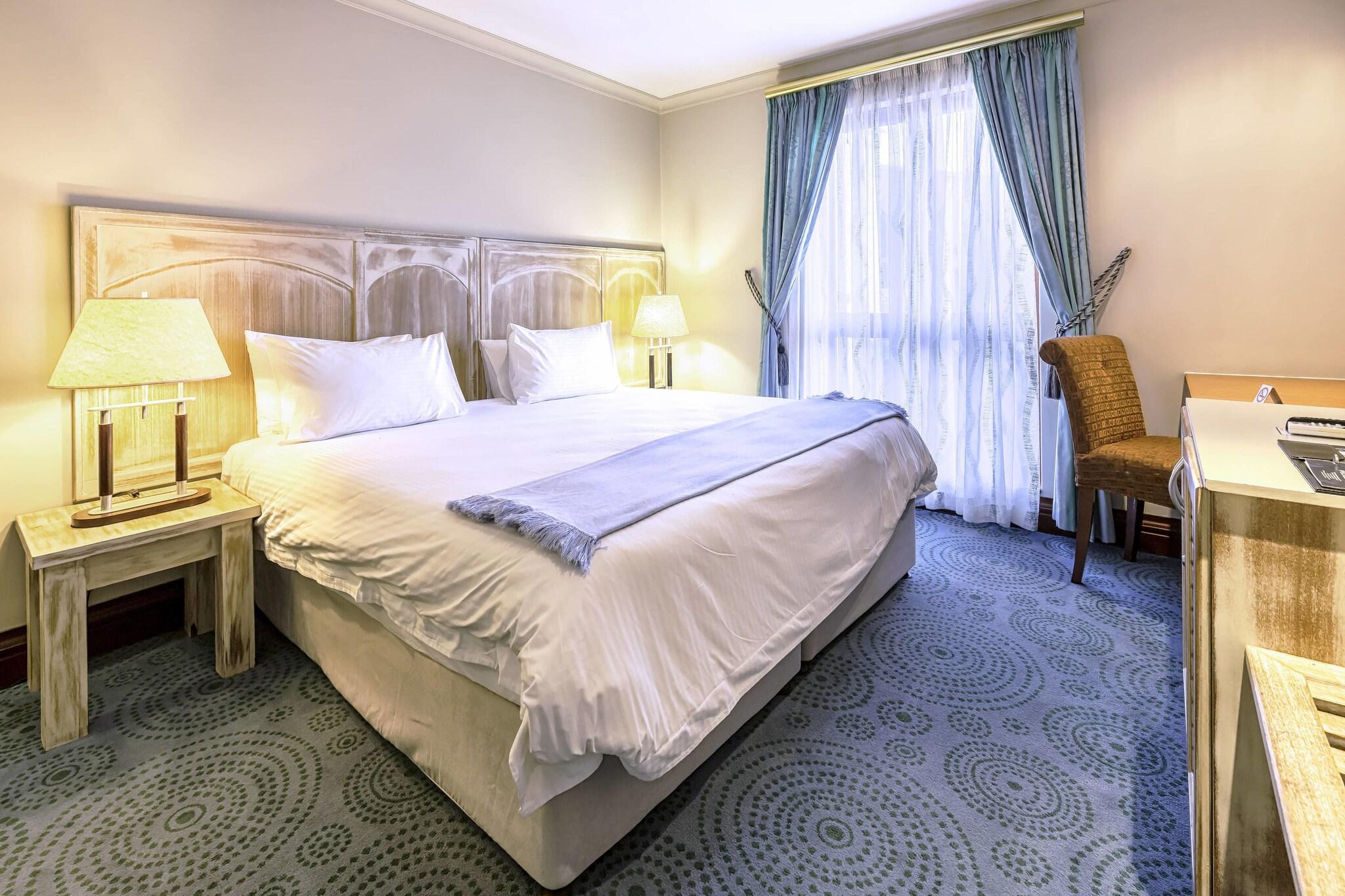 Twin Smoking with Views