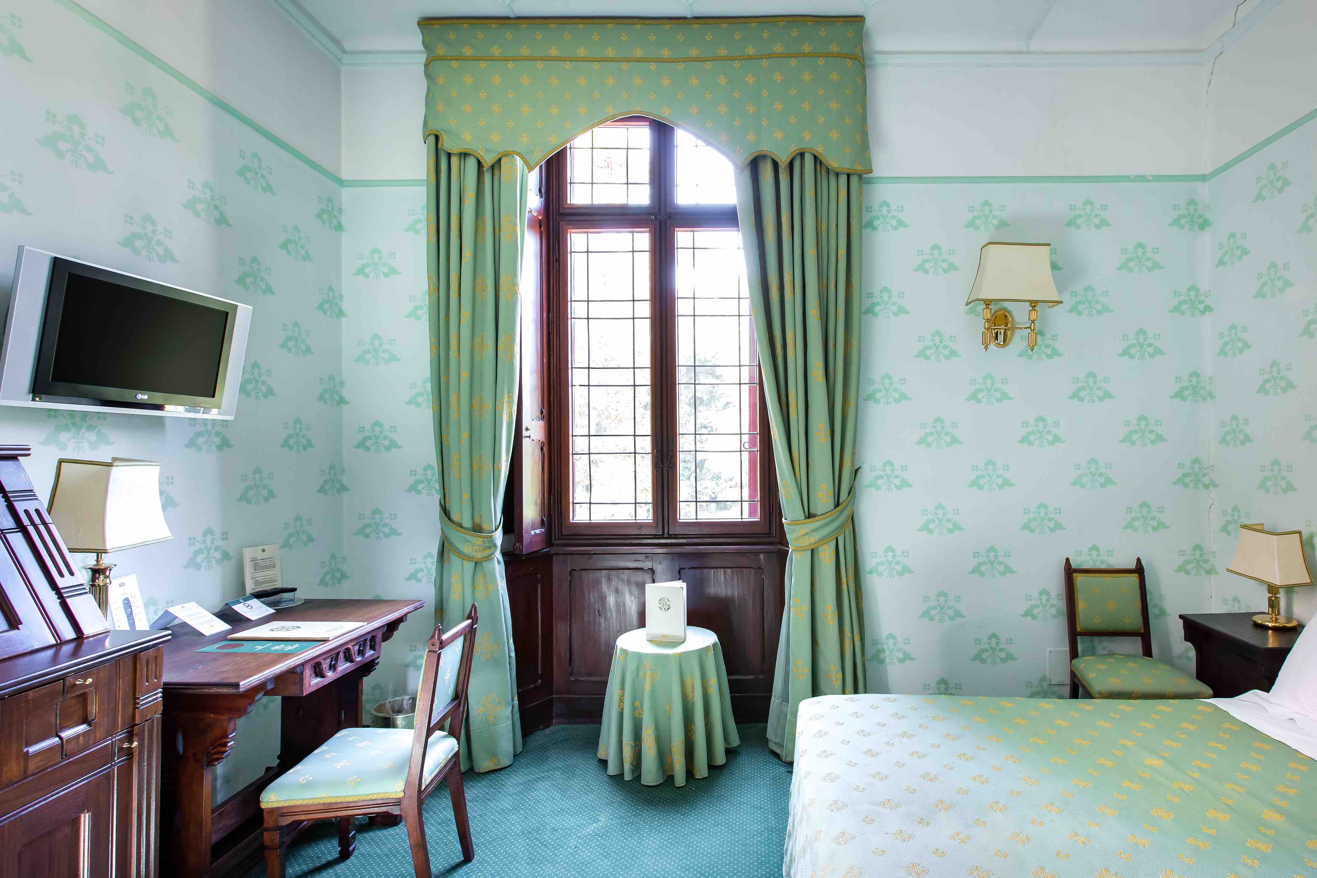 Double or Twin Superior