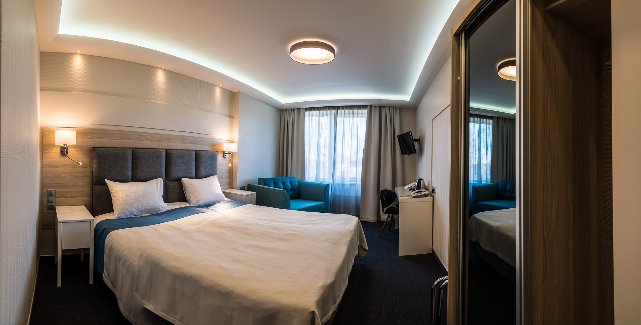 Double or Twin Standard