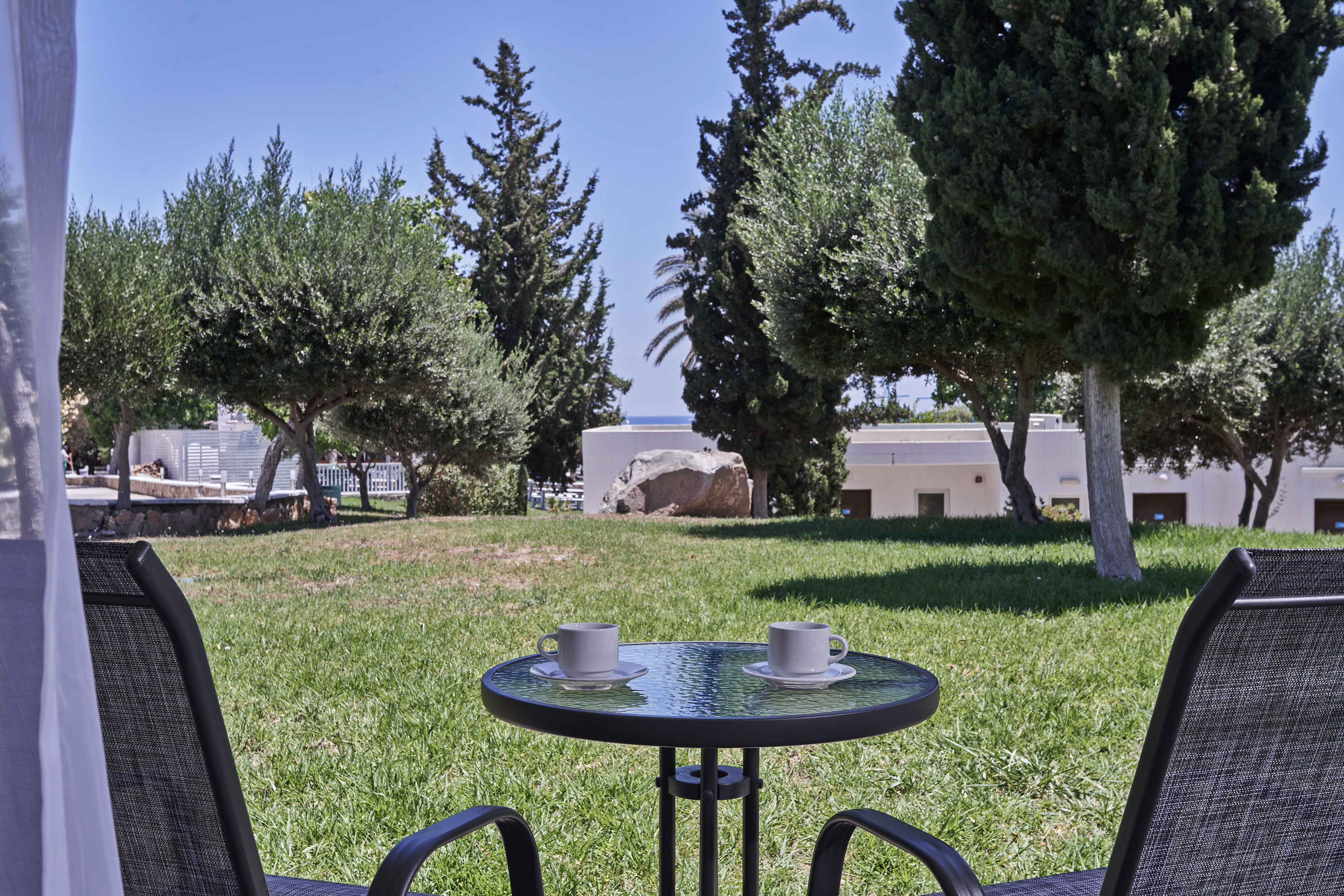 Family Room Garden View