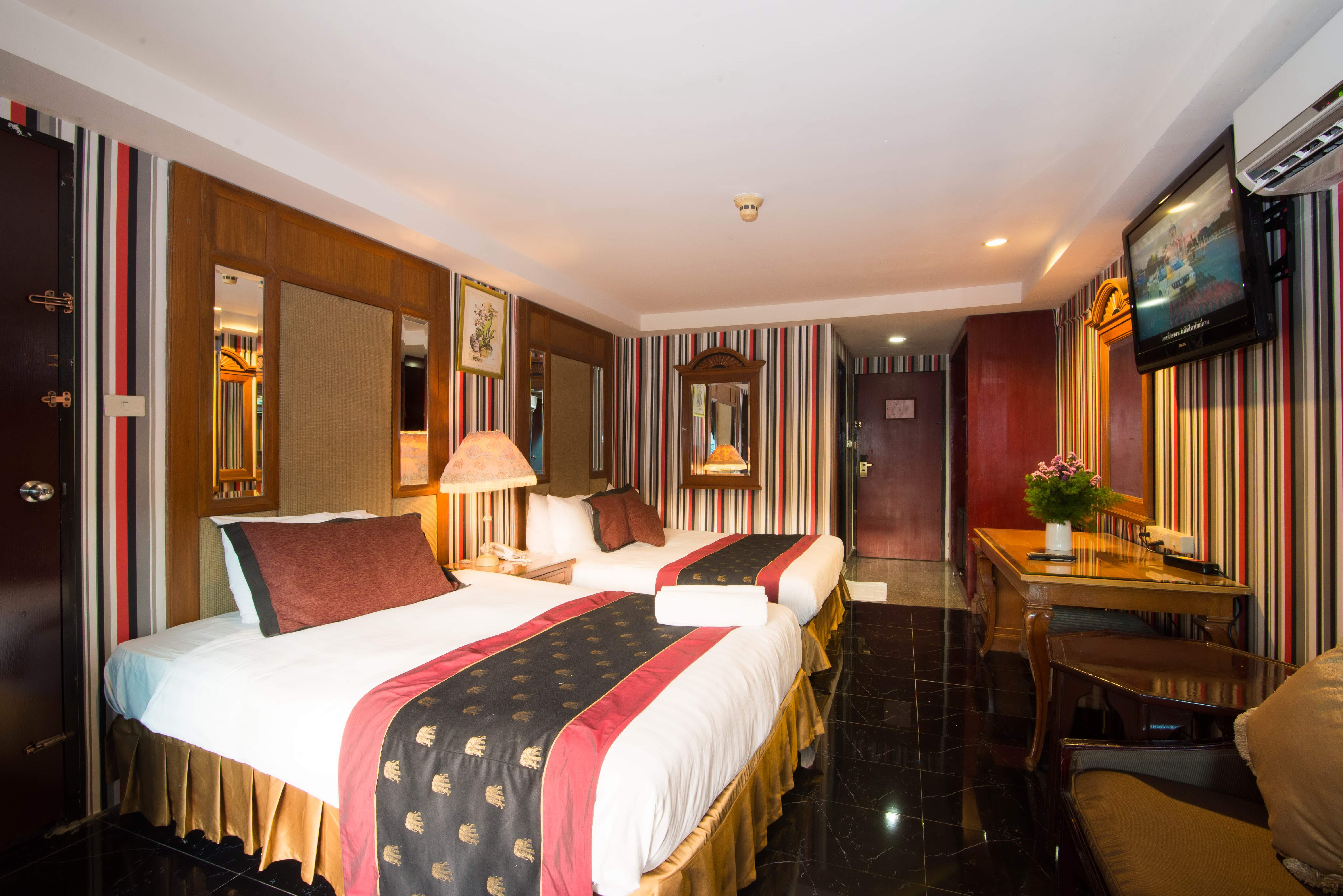 Double or Twin Deluxe