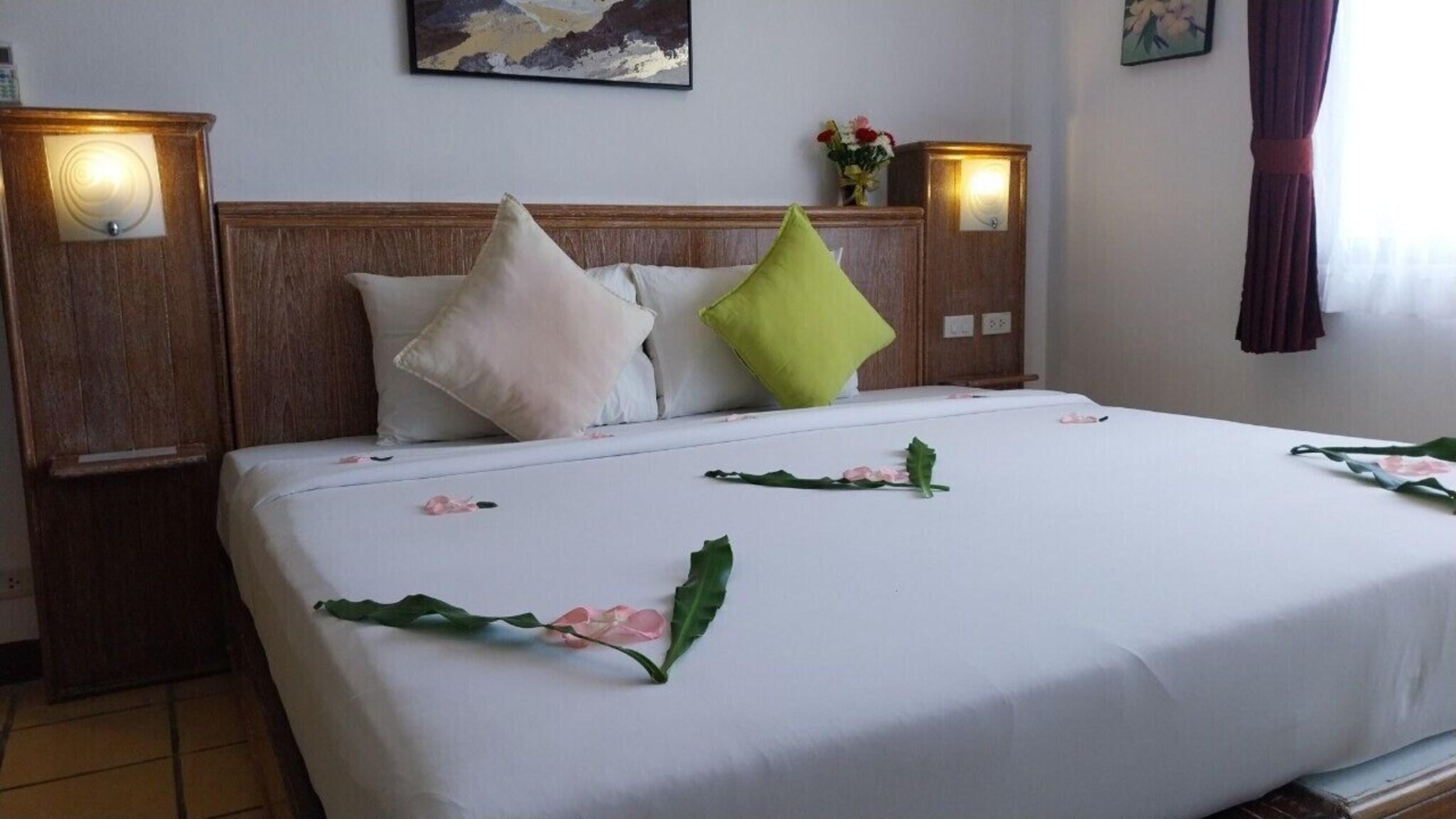 Family Room King Size Bed