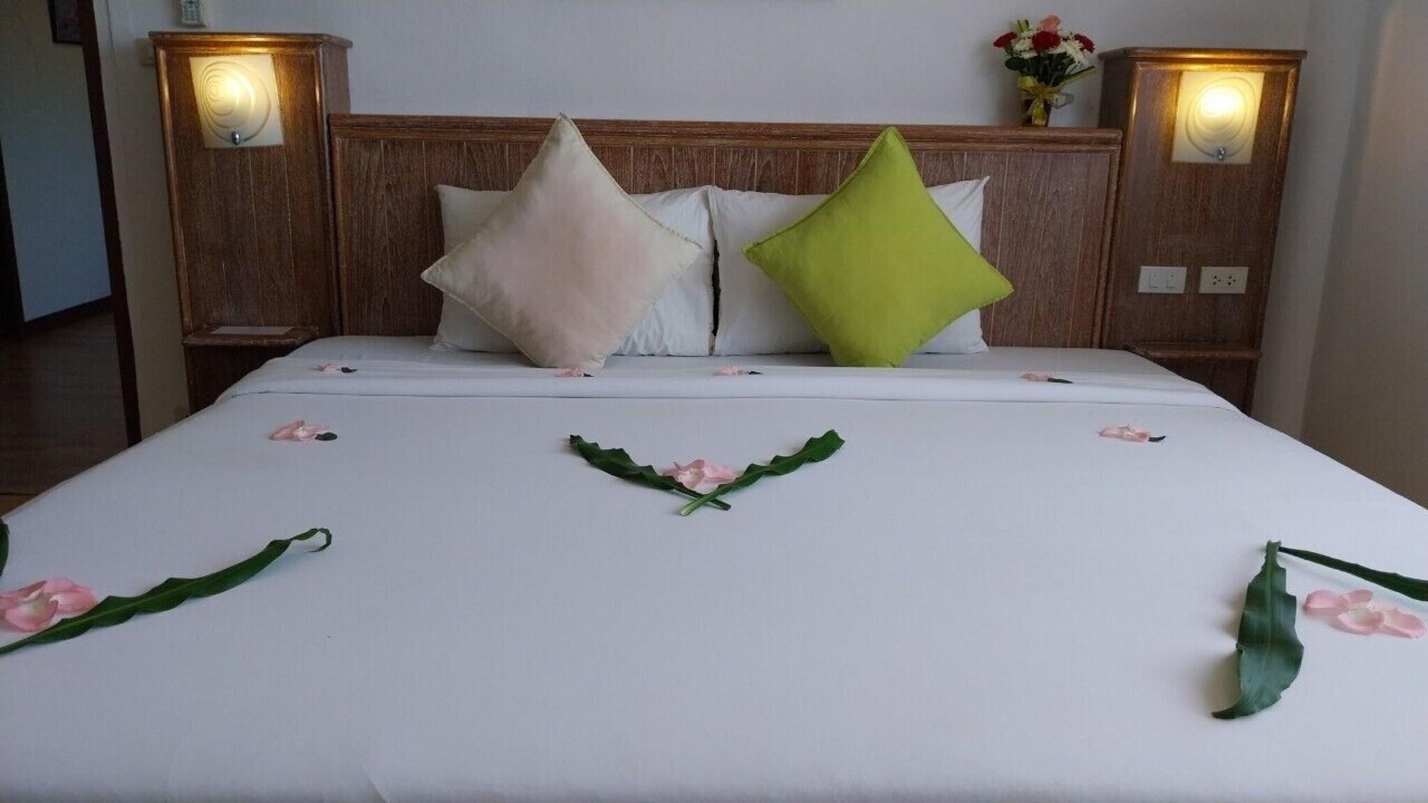 Family Room King Size Bed