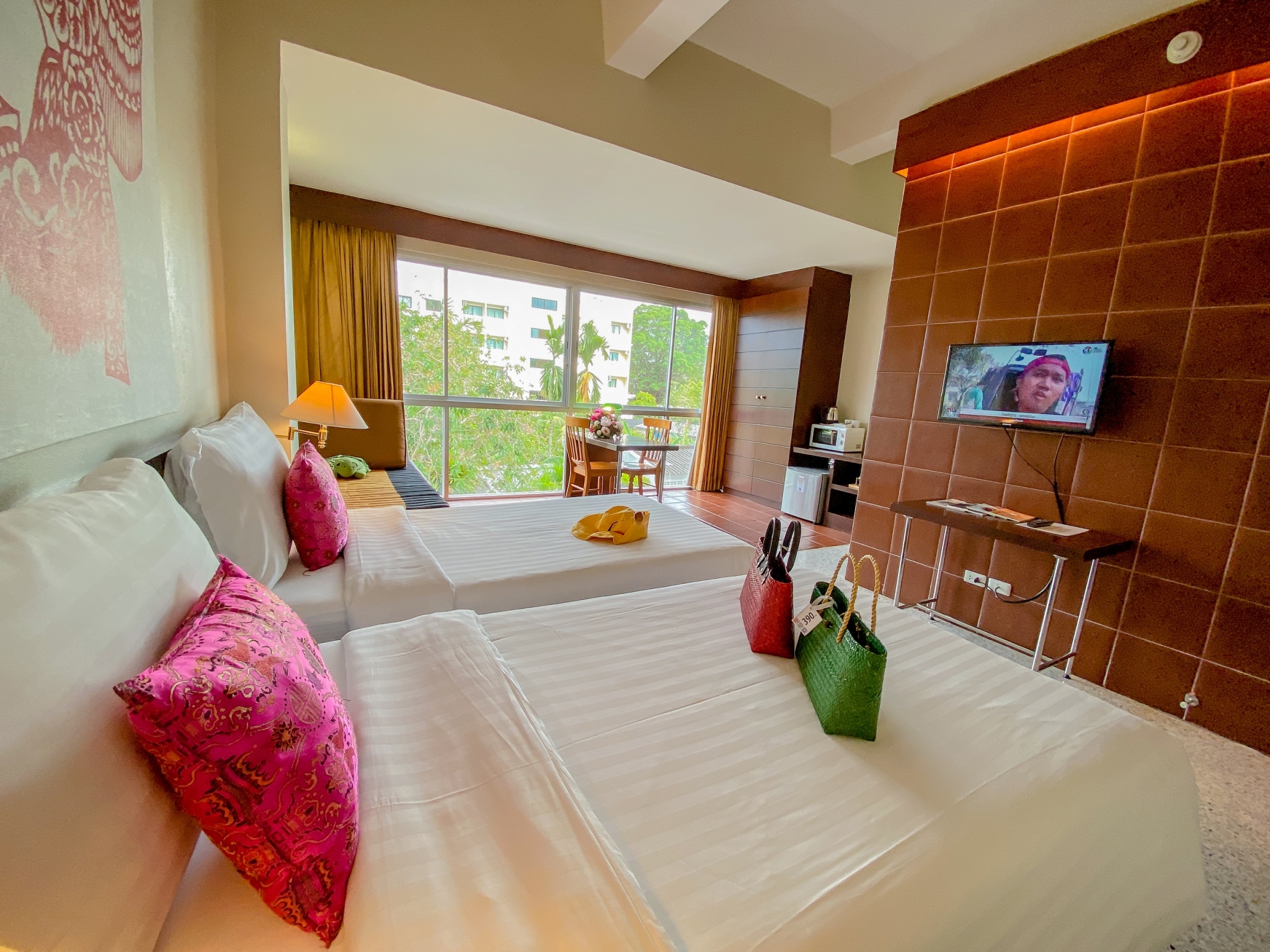 Double or Twin Deluxe