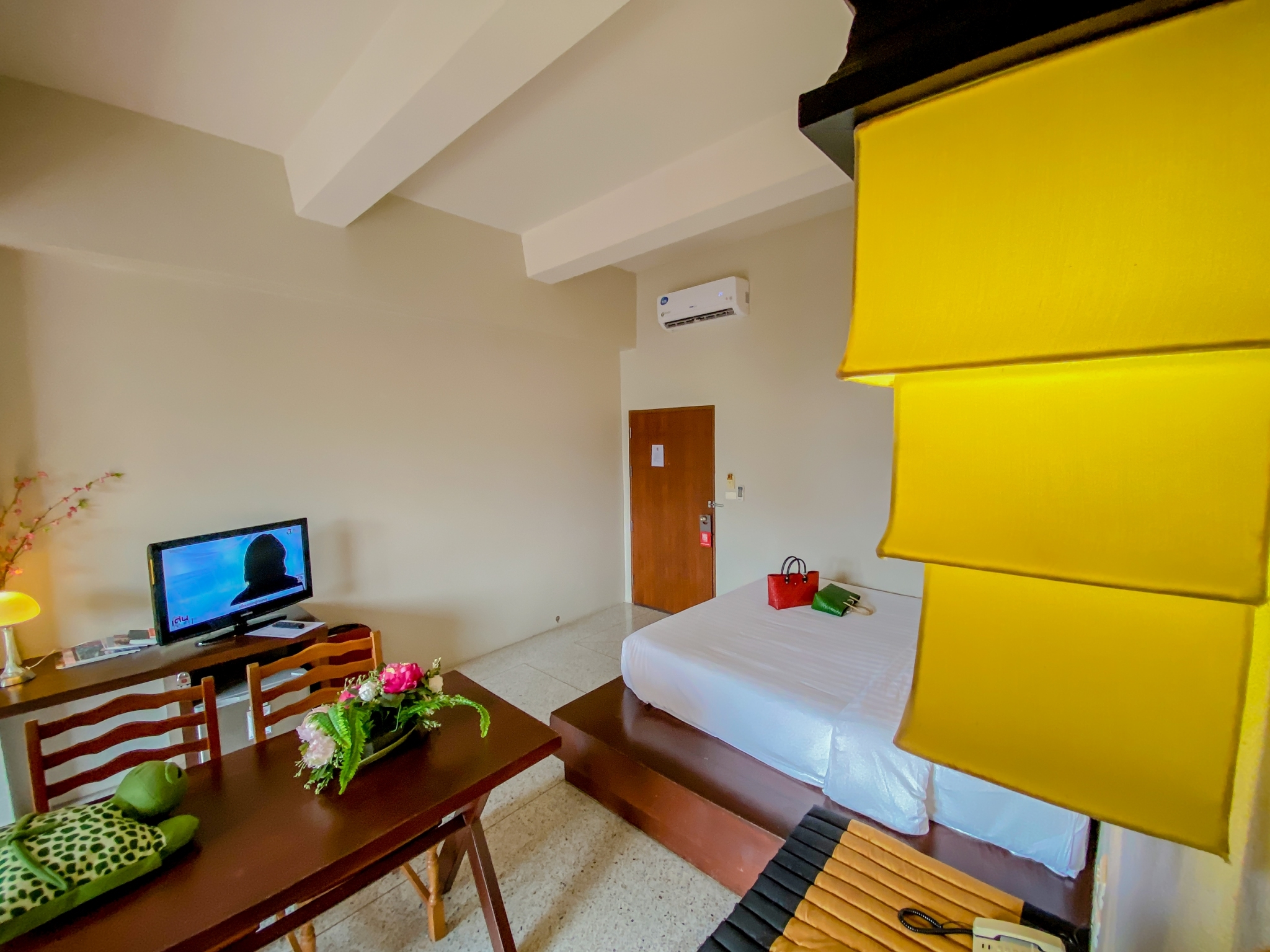 Double or Twin Deluxe