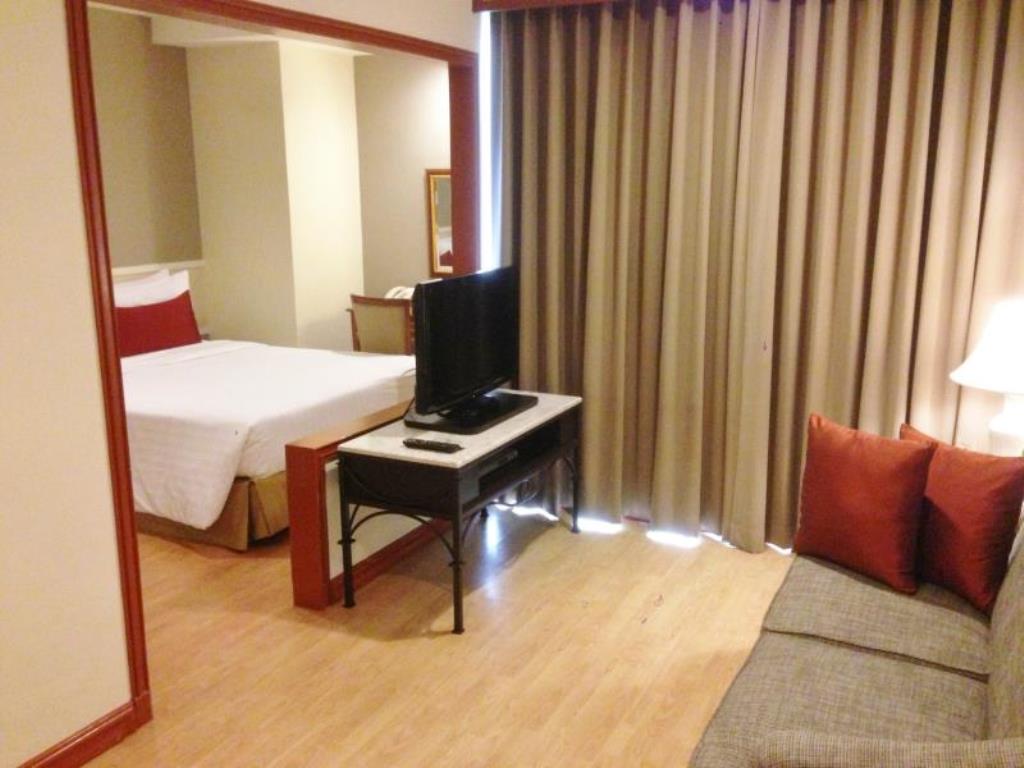Suite City View
