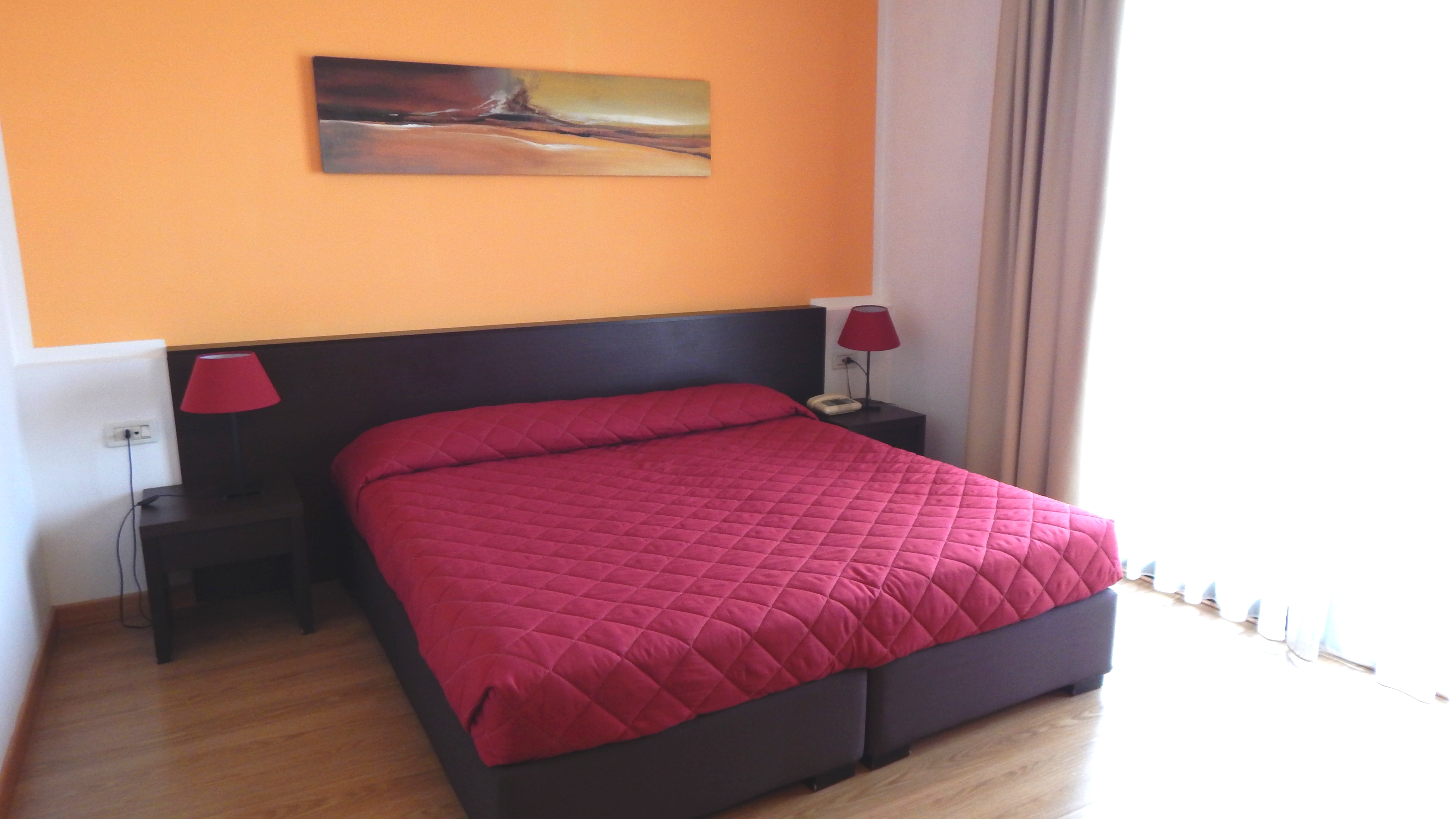 Double Single Executive