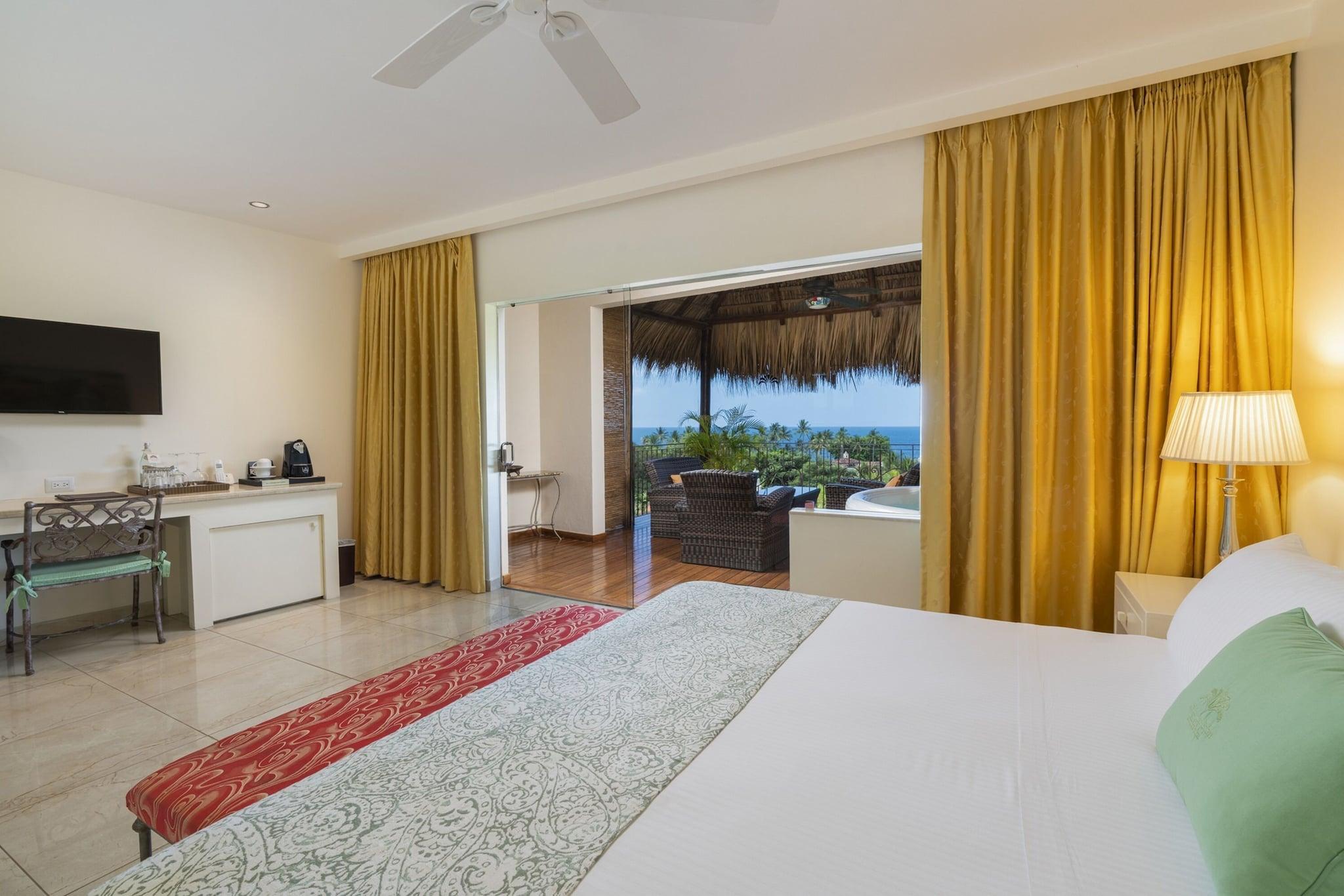 Double Ocean View King Bed