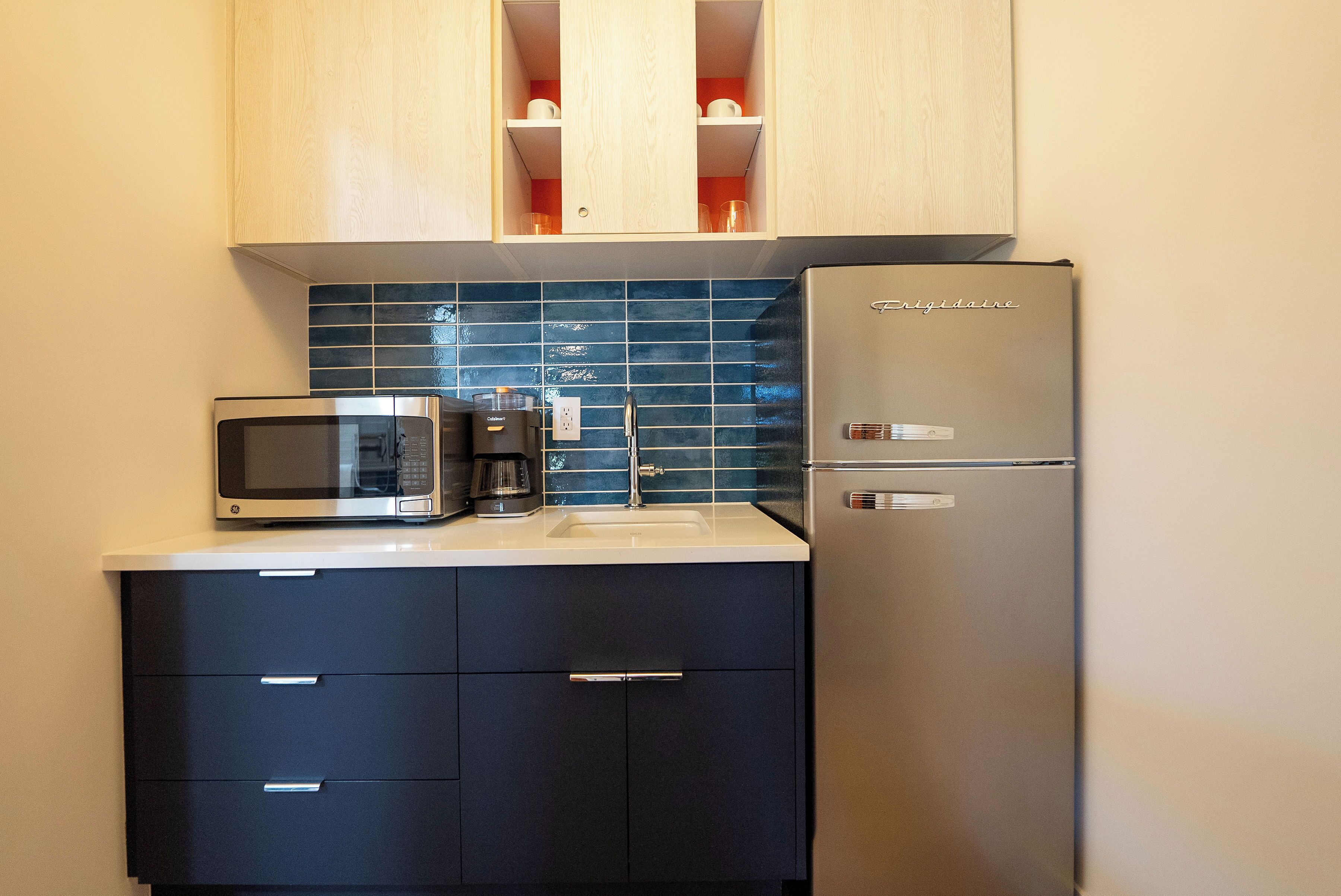 Suite Deluxe Two Queen Beds