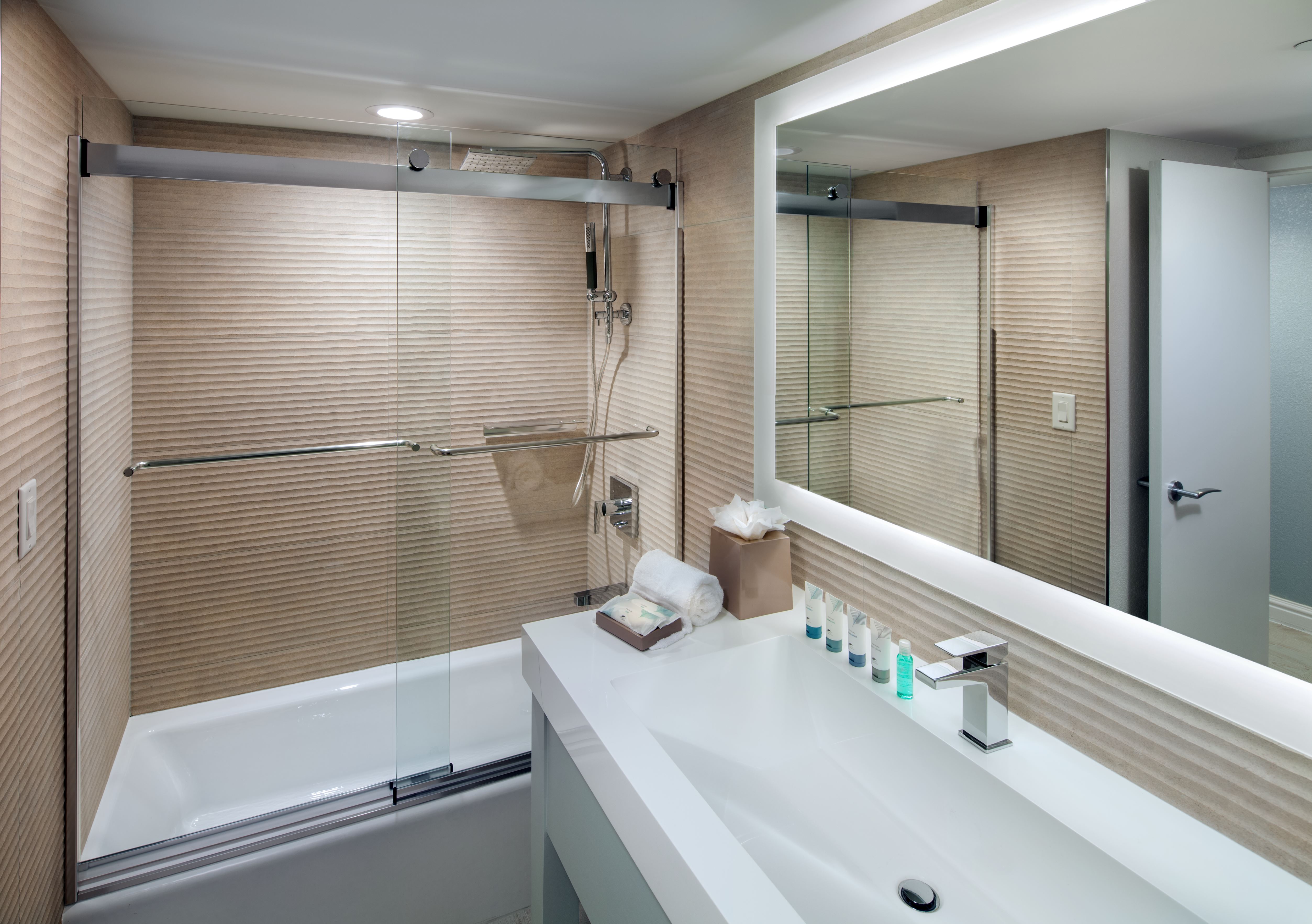 Room Two Double Beds with Views