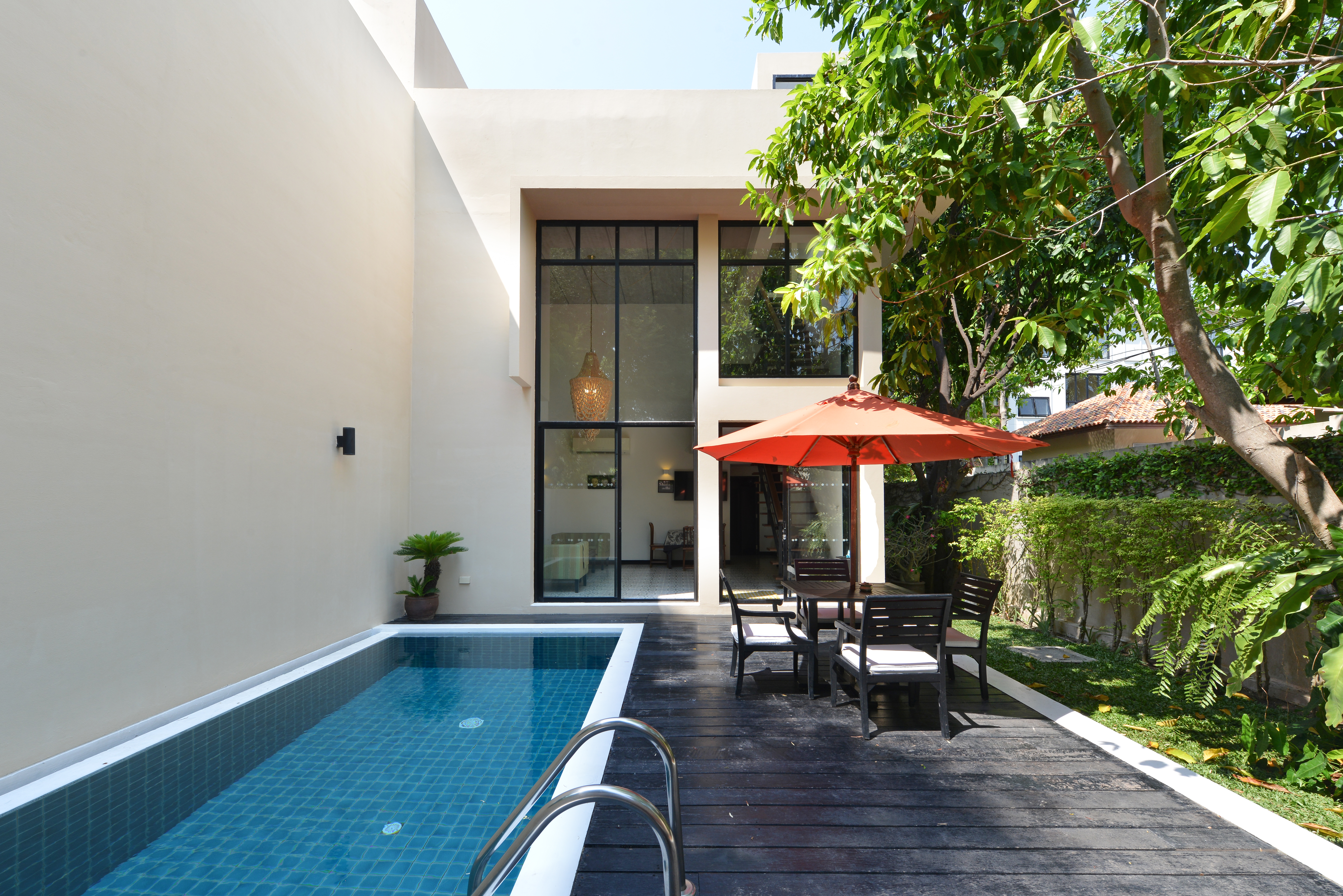 Family Room Luxury One Bedroom