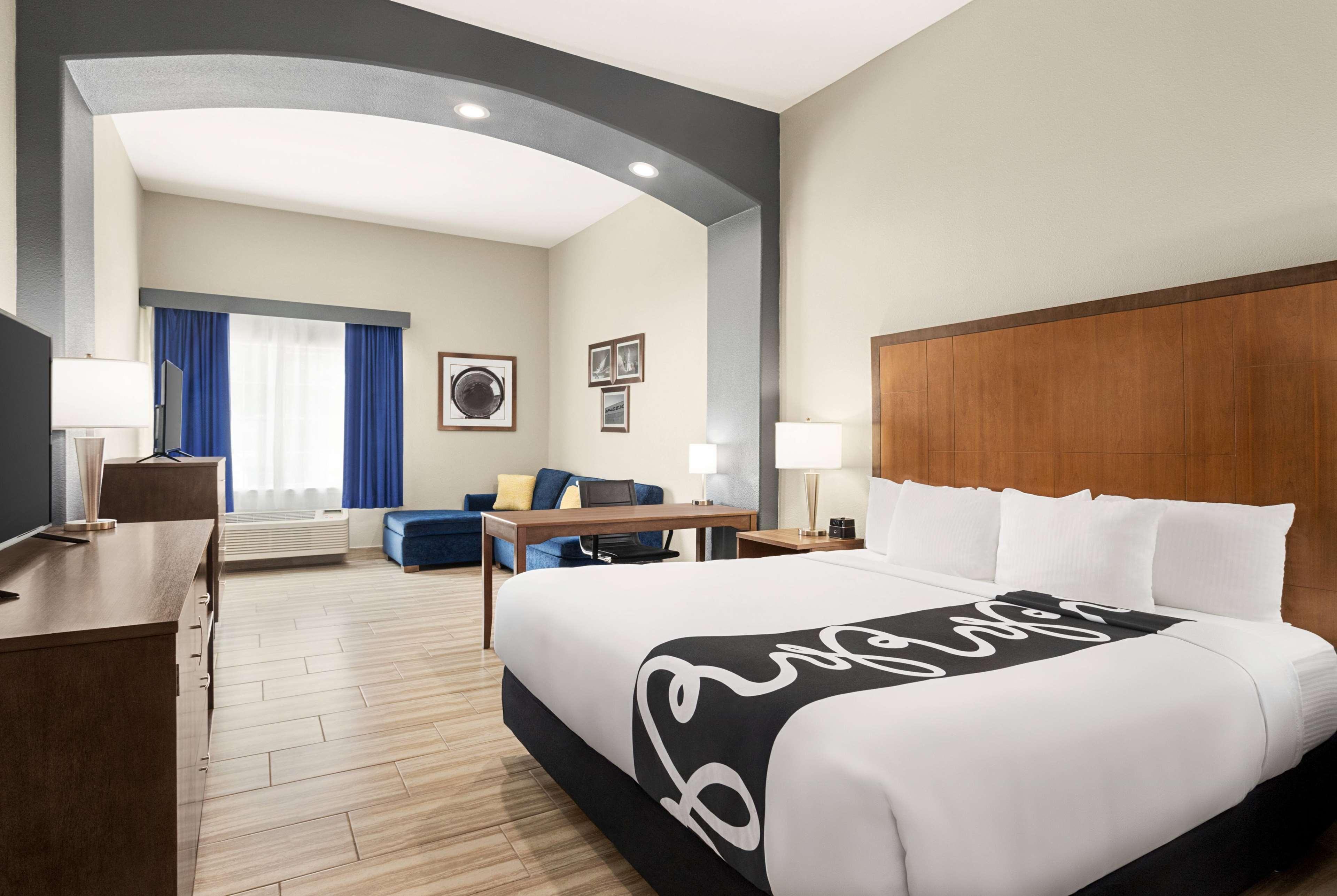 Room Executive King Bed