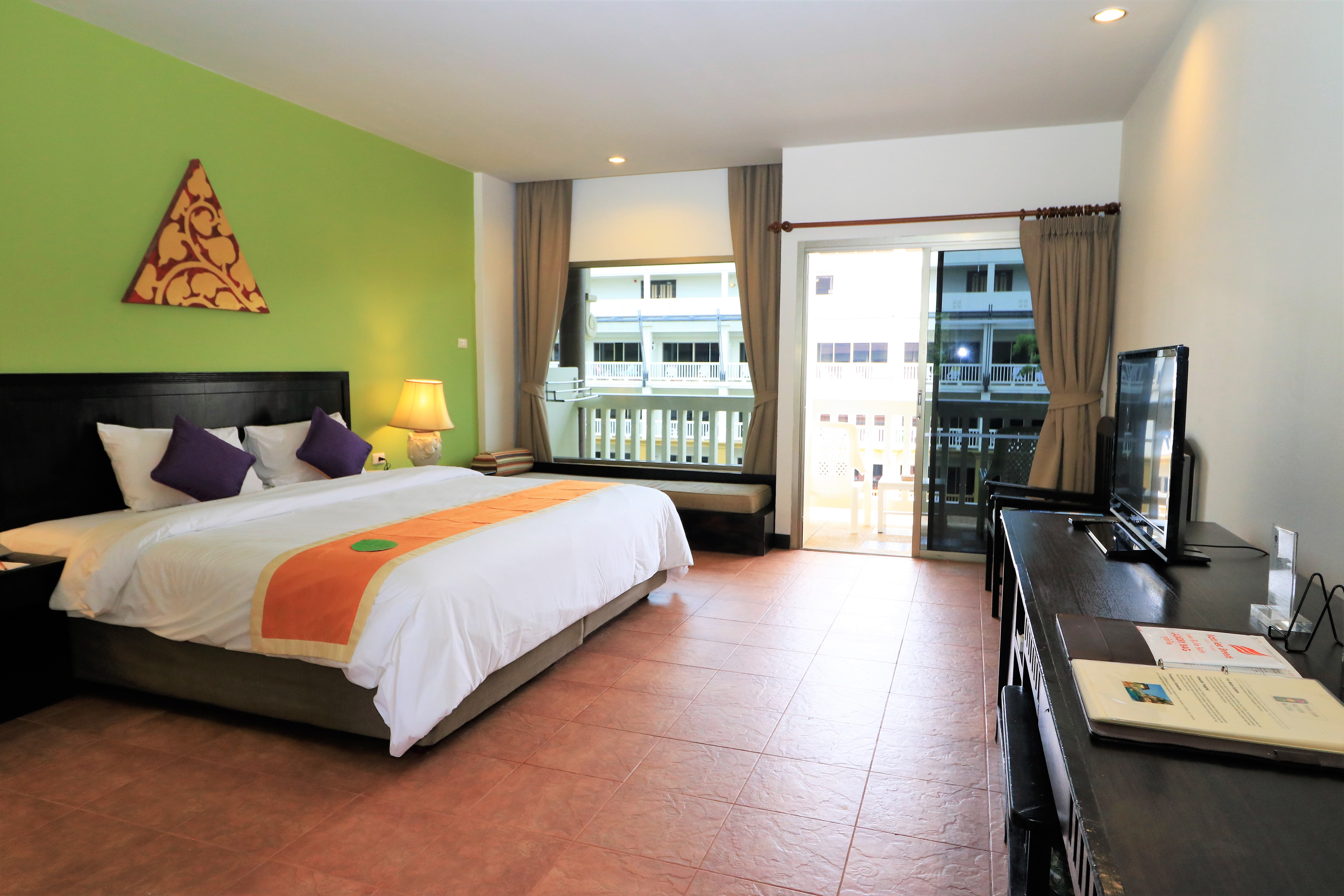 Double or Twin Standard