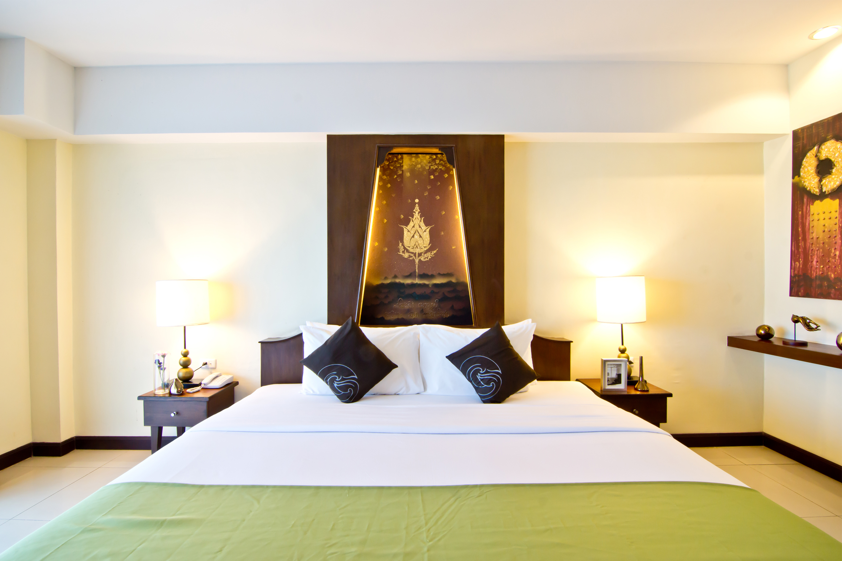 Double or Twin Deluxe