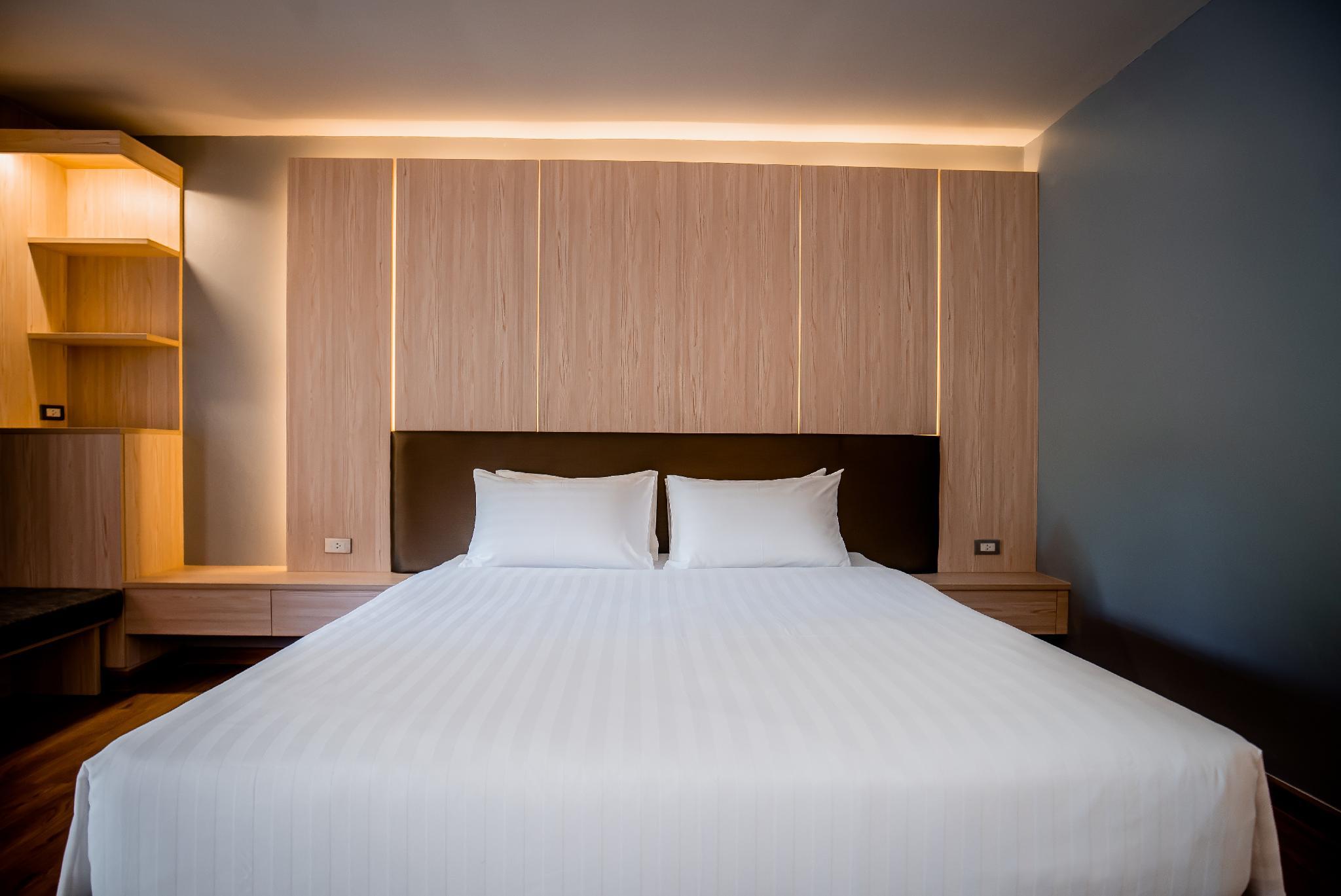 Double Deluxe Premier