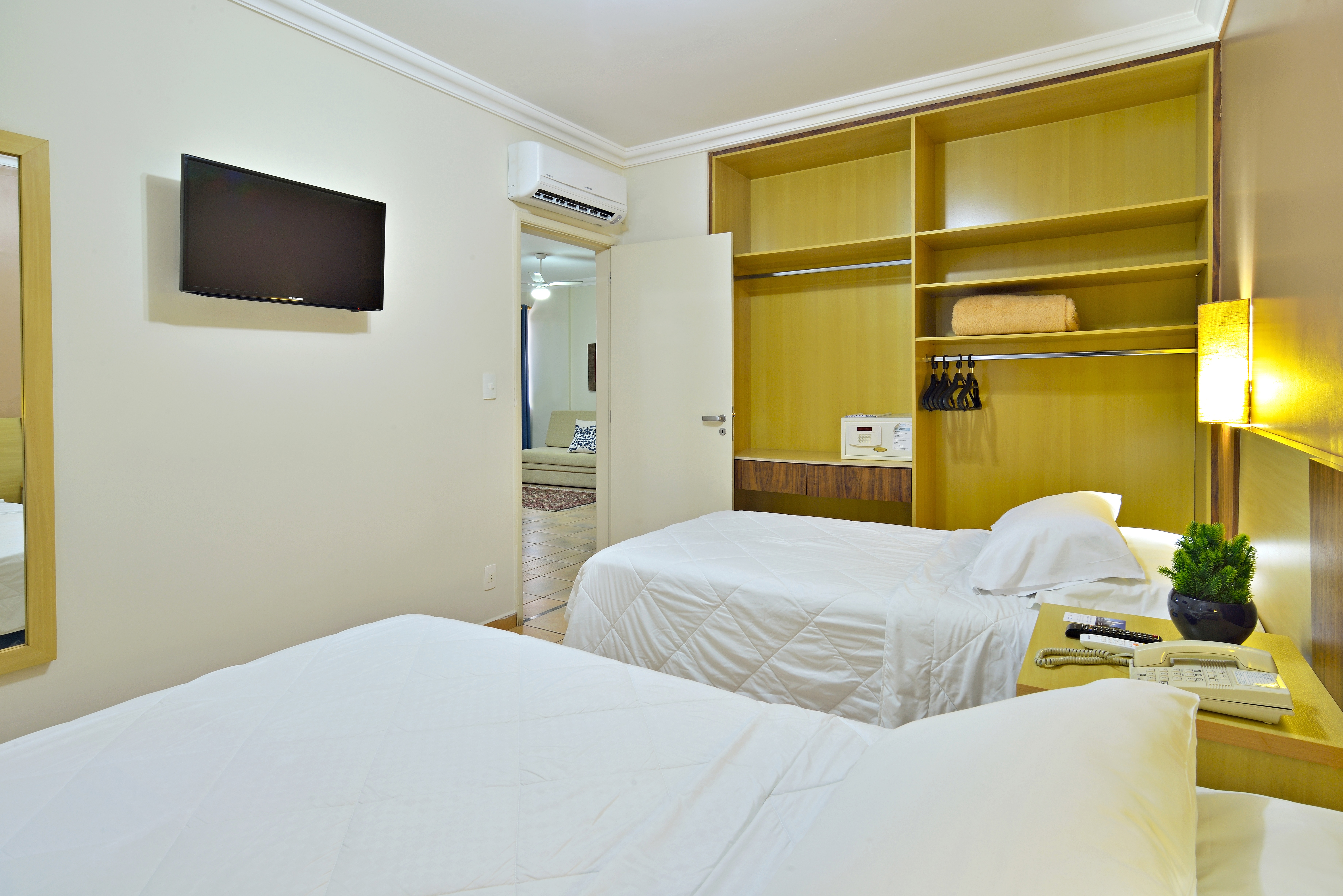 Apartment Capacity 2