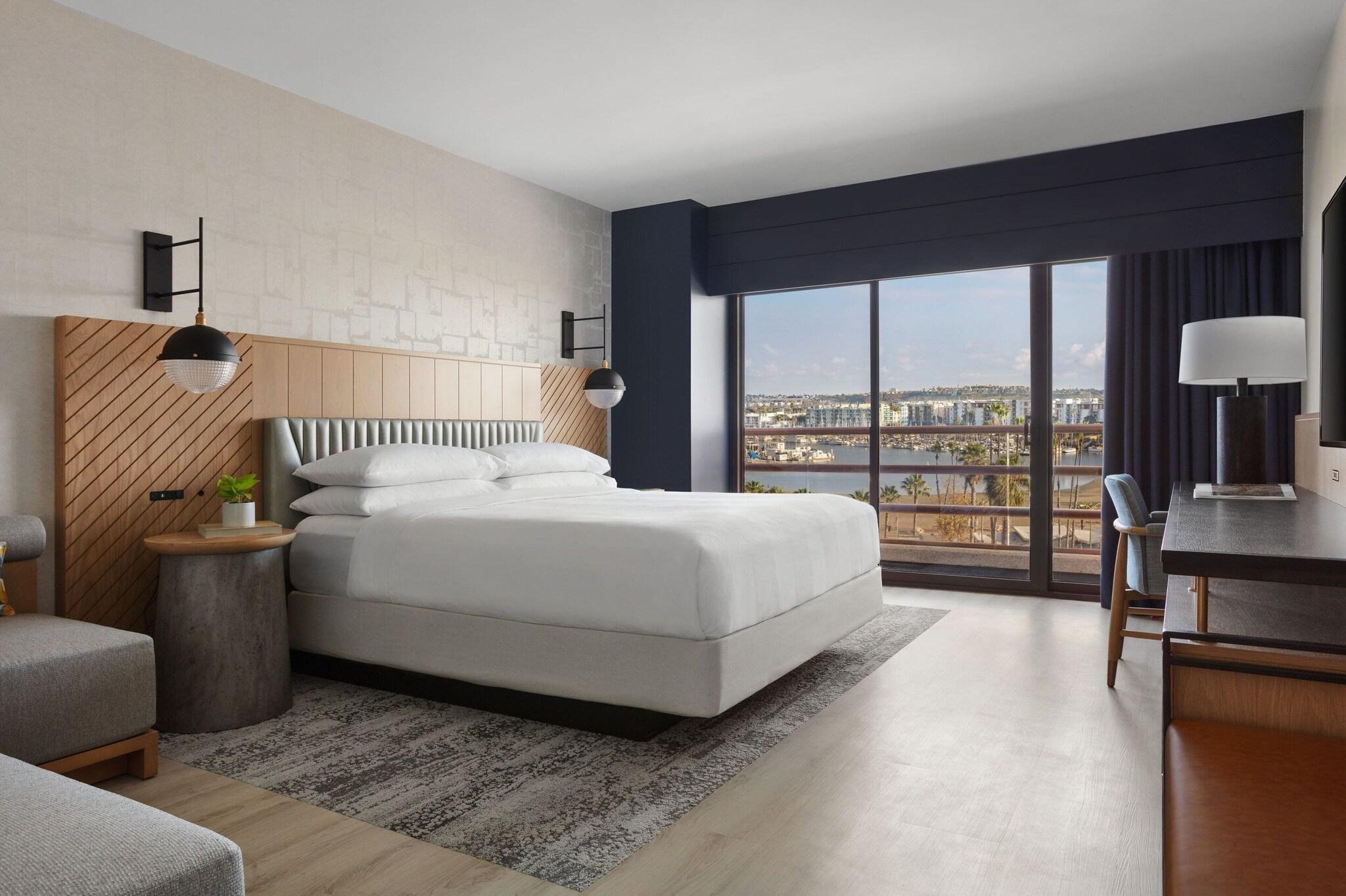 Double Accessible with Views