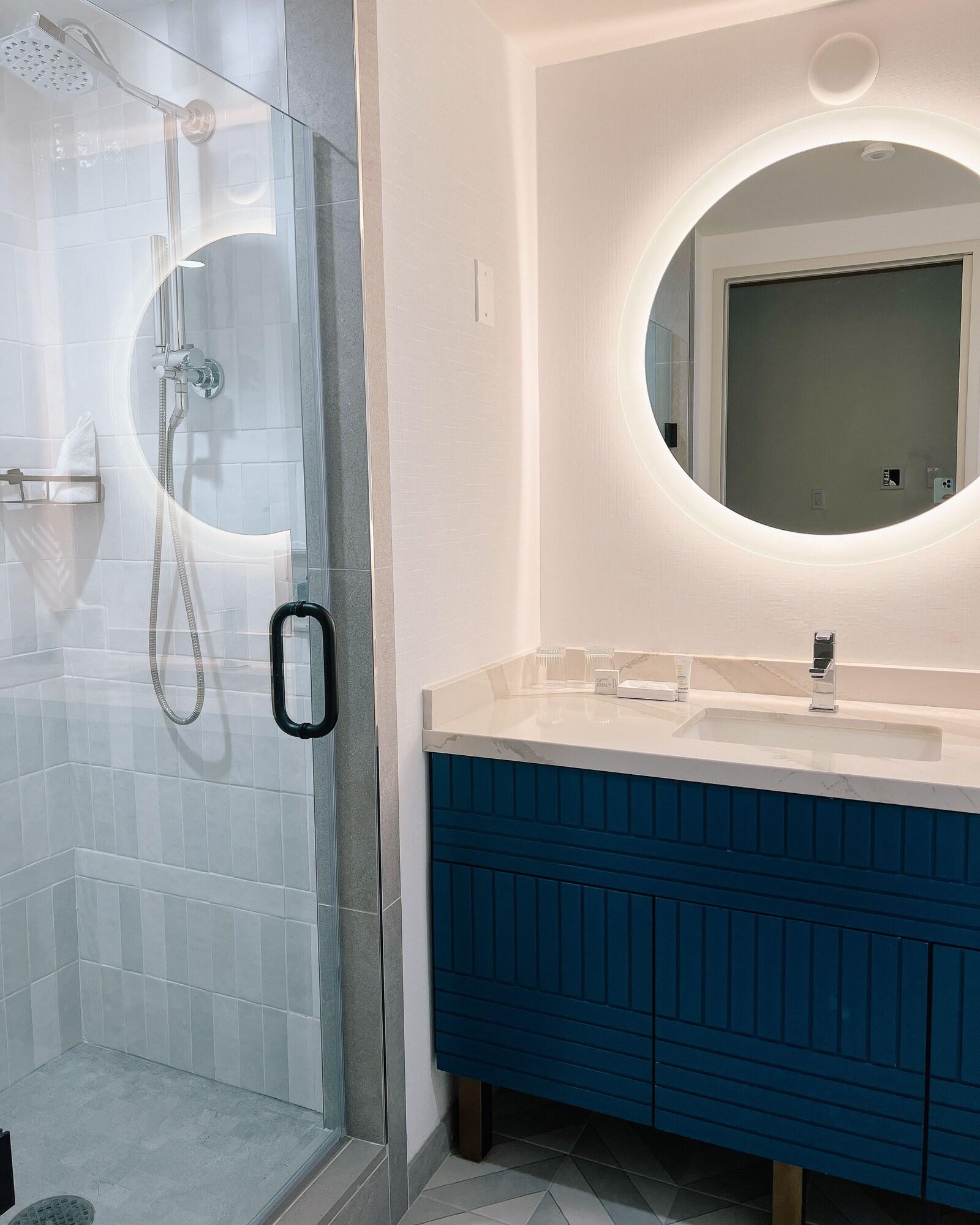 Double City View King Bed