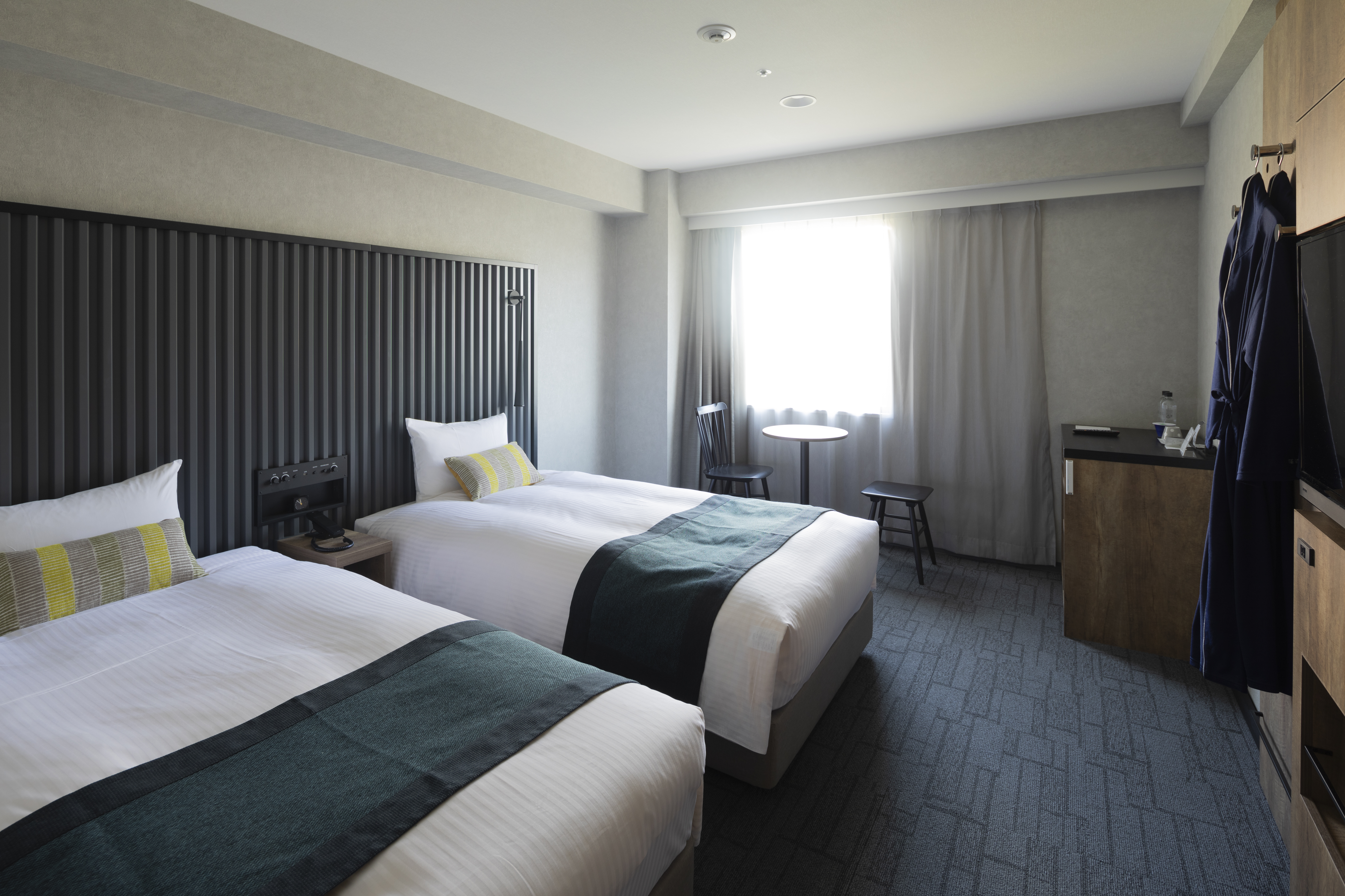 Twin Deluxe Park View