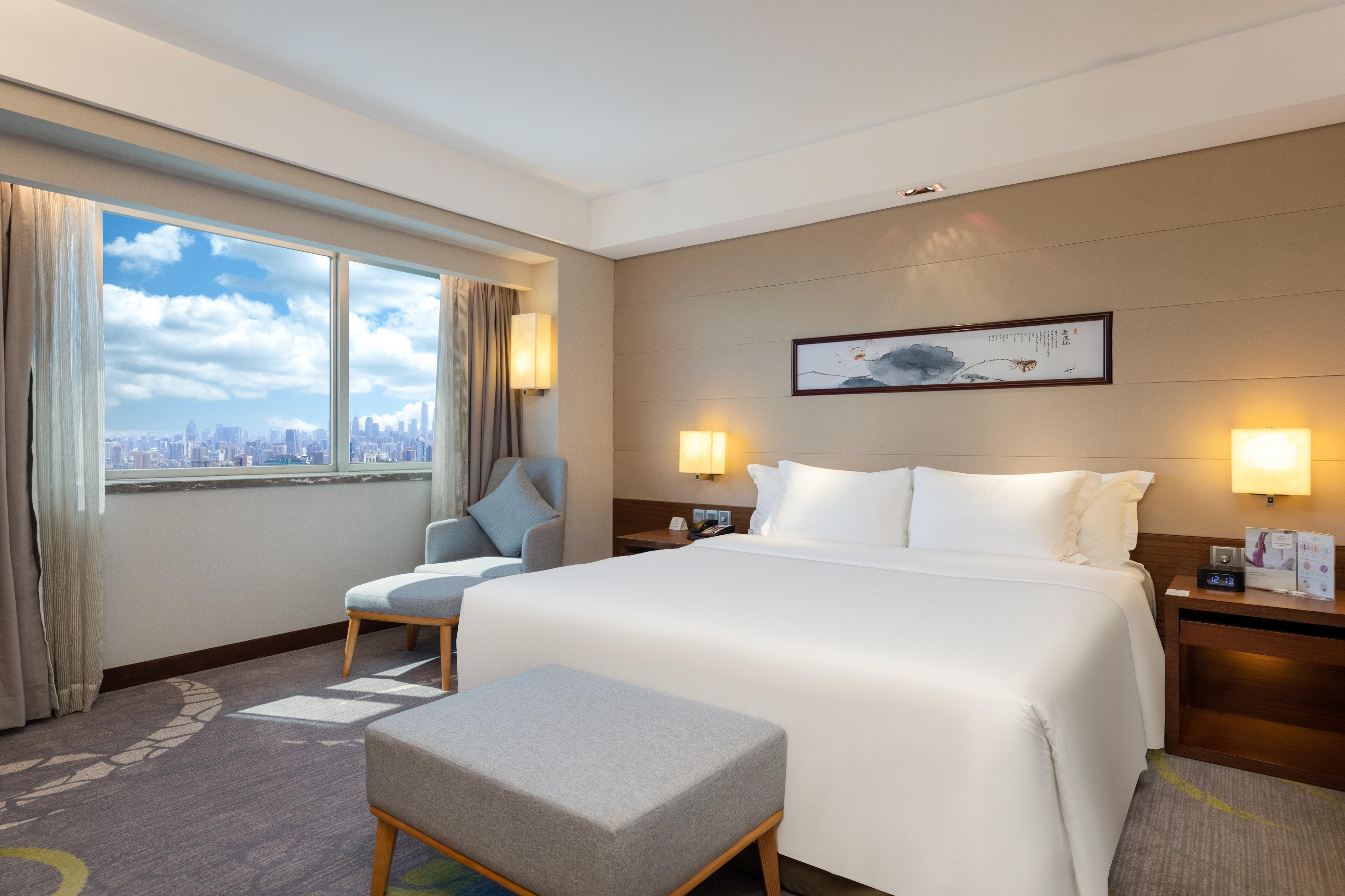Junior Suite King Size Bed