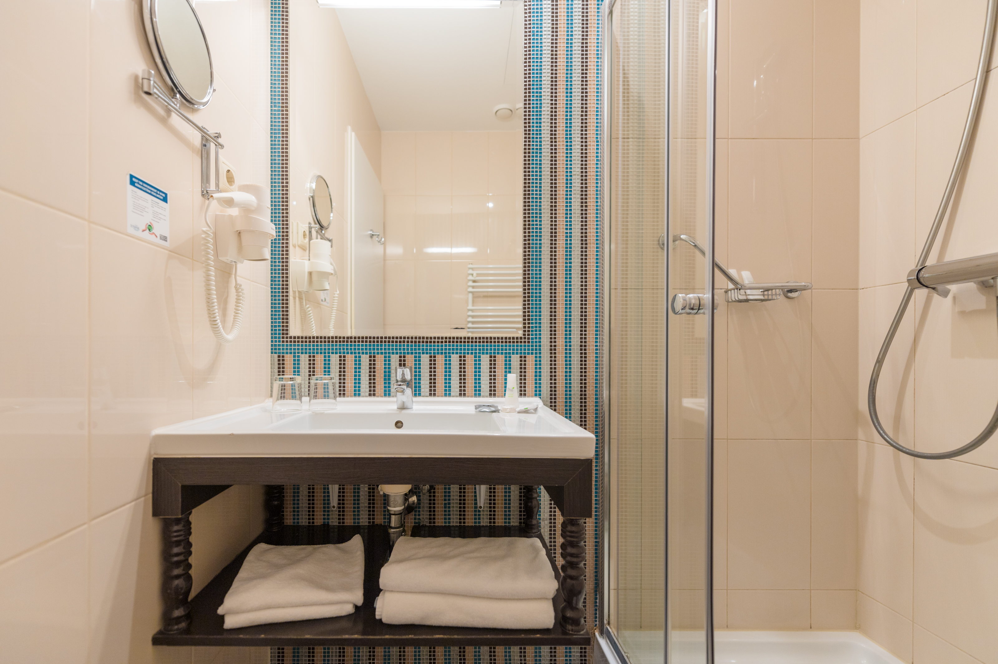 Double or Twin Deluxe