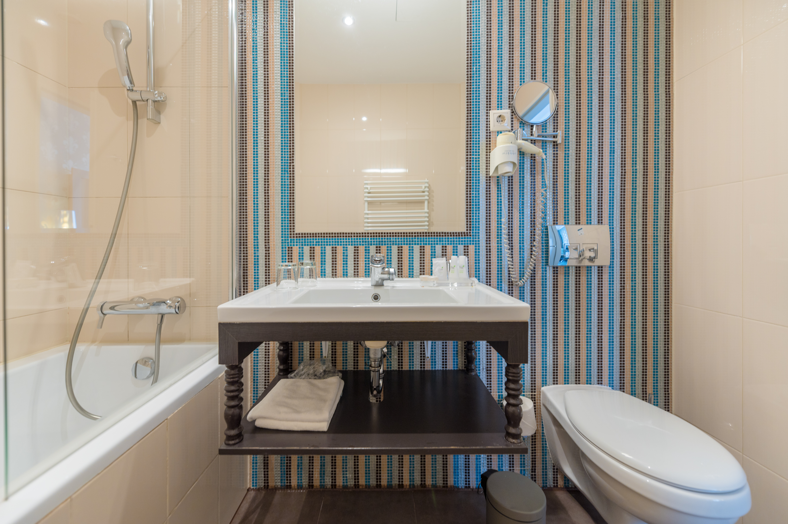 Double Deluxe Premium