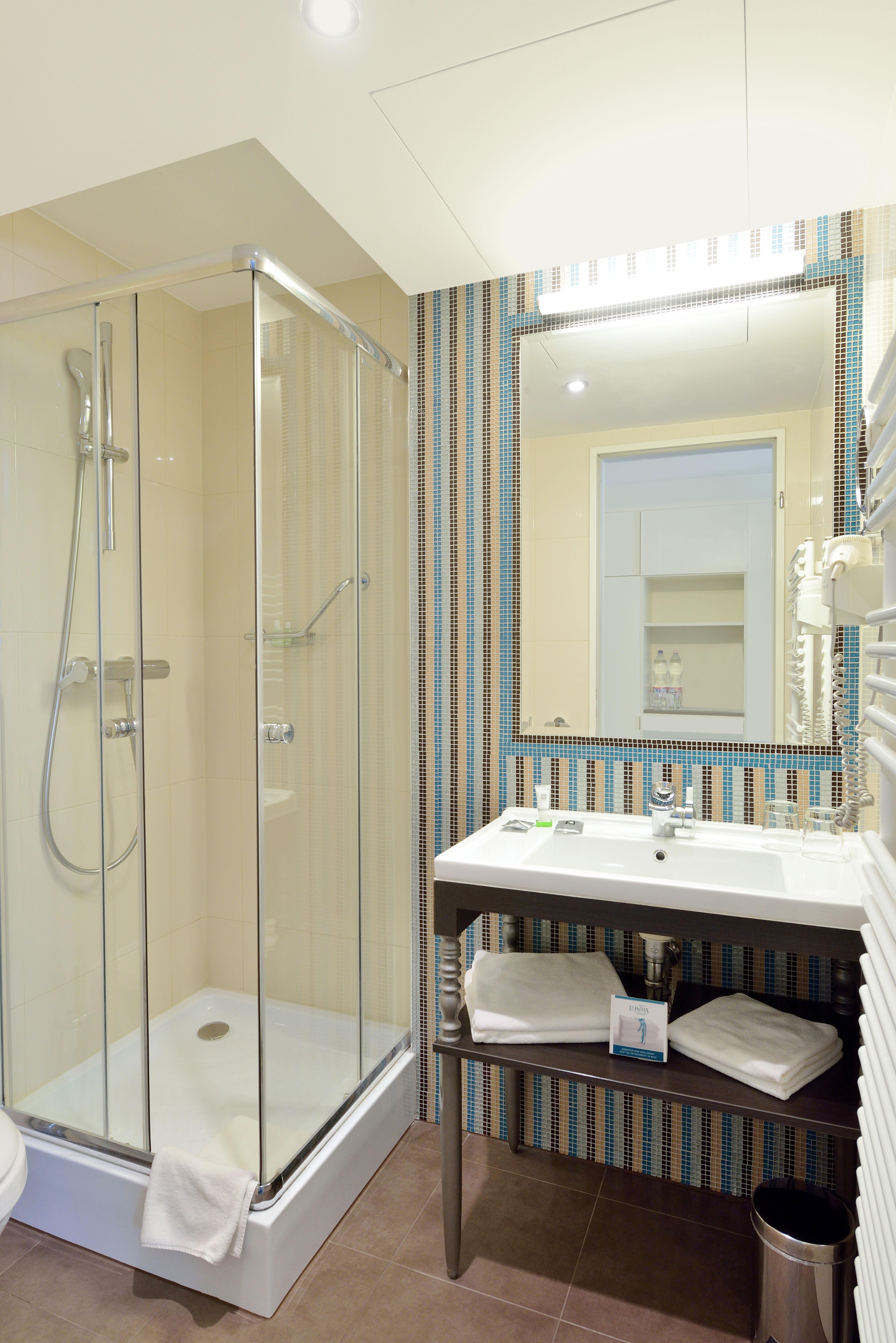 Double or Twin Deluxe