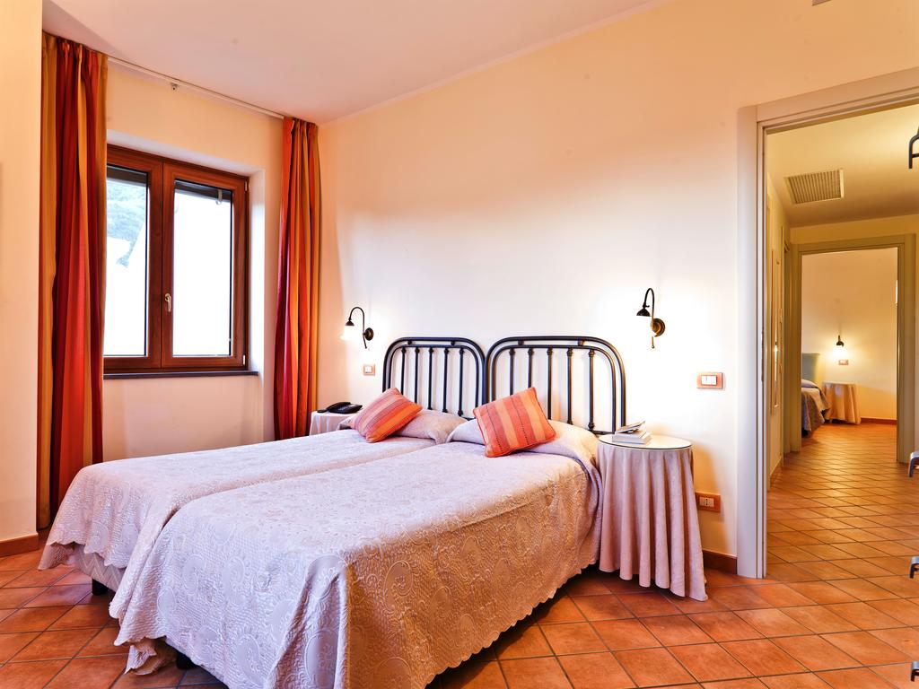 Apartment Capacity 5 Two Bedrooms