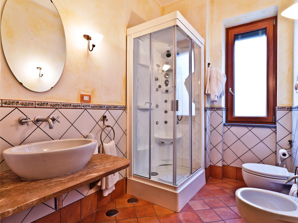 Apartment Capacity 5 Two Bedrooms