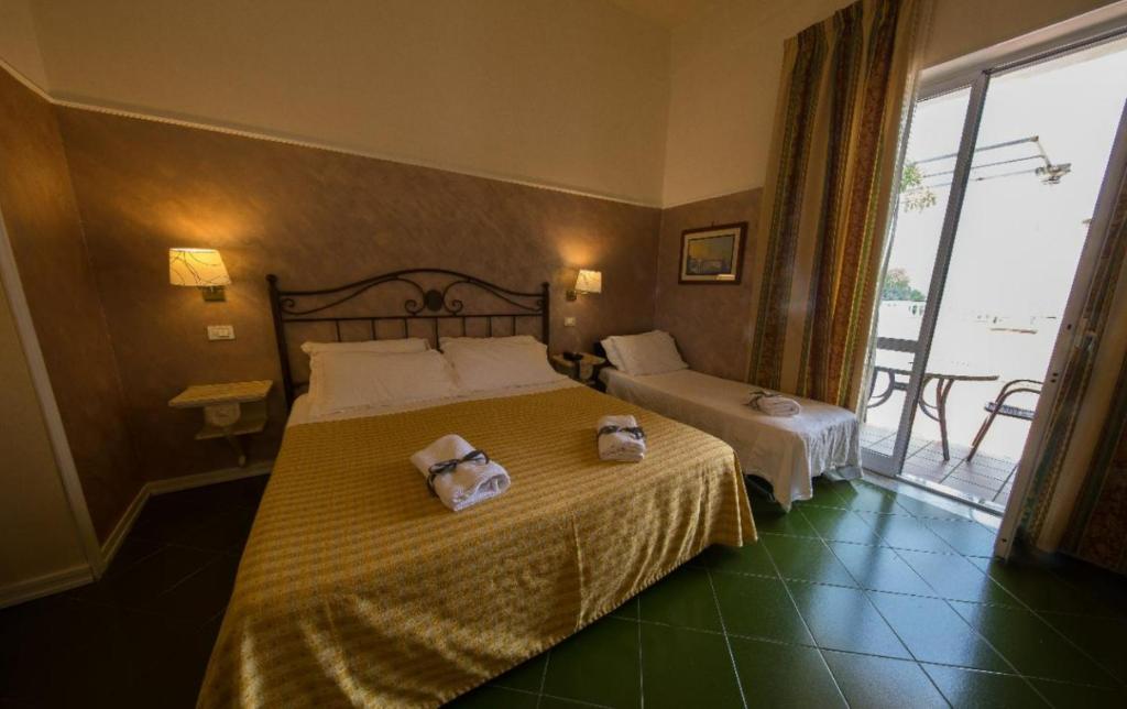 Family Room Standard