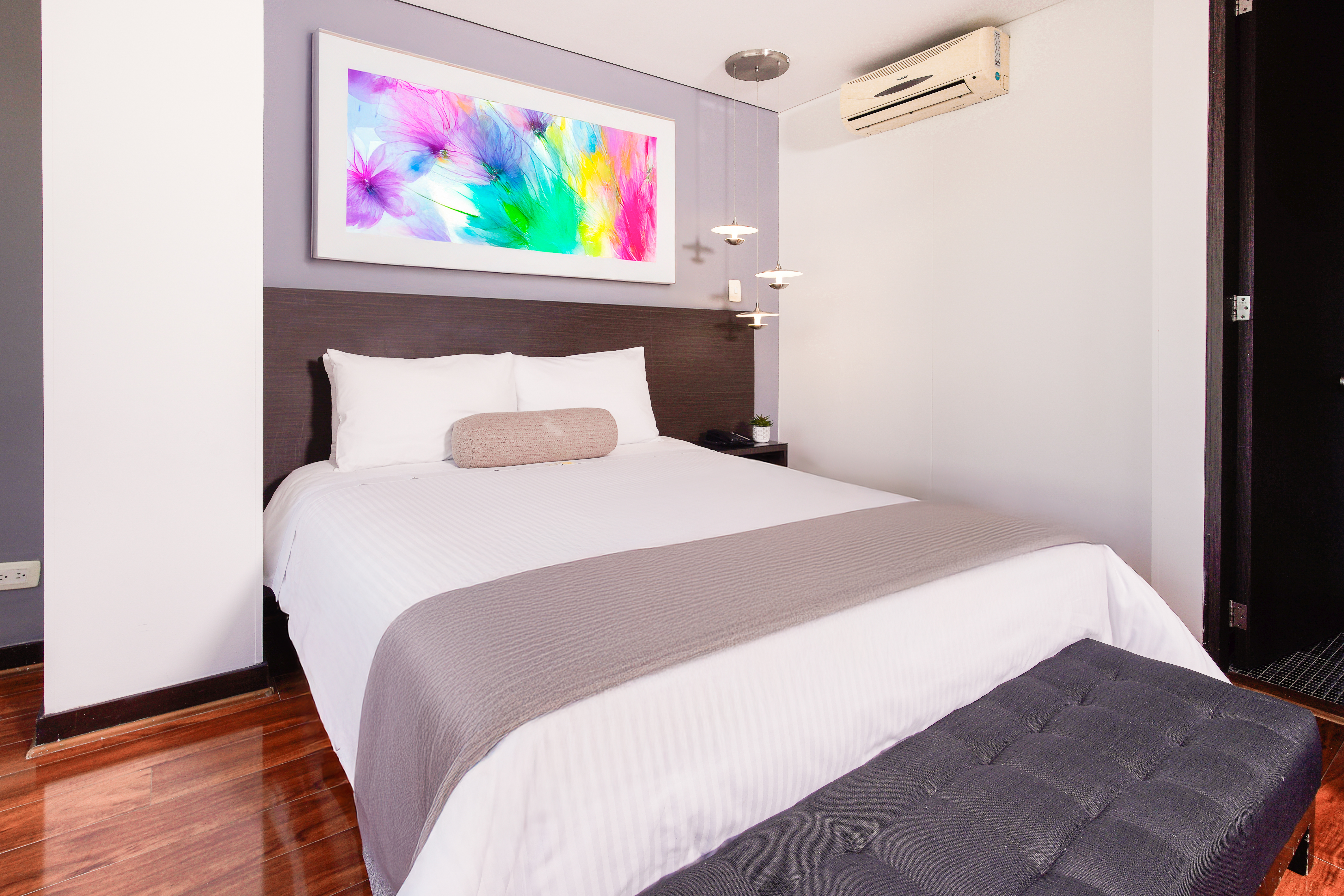 Junior Suite Deluxe with Air Conditioning
