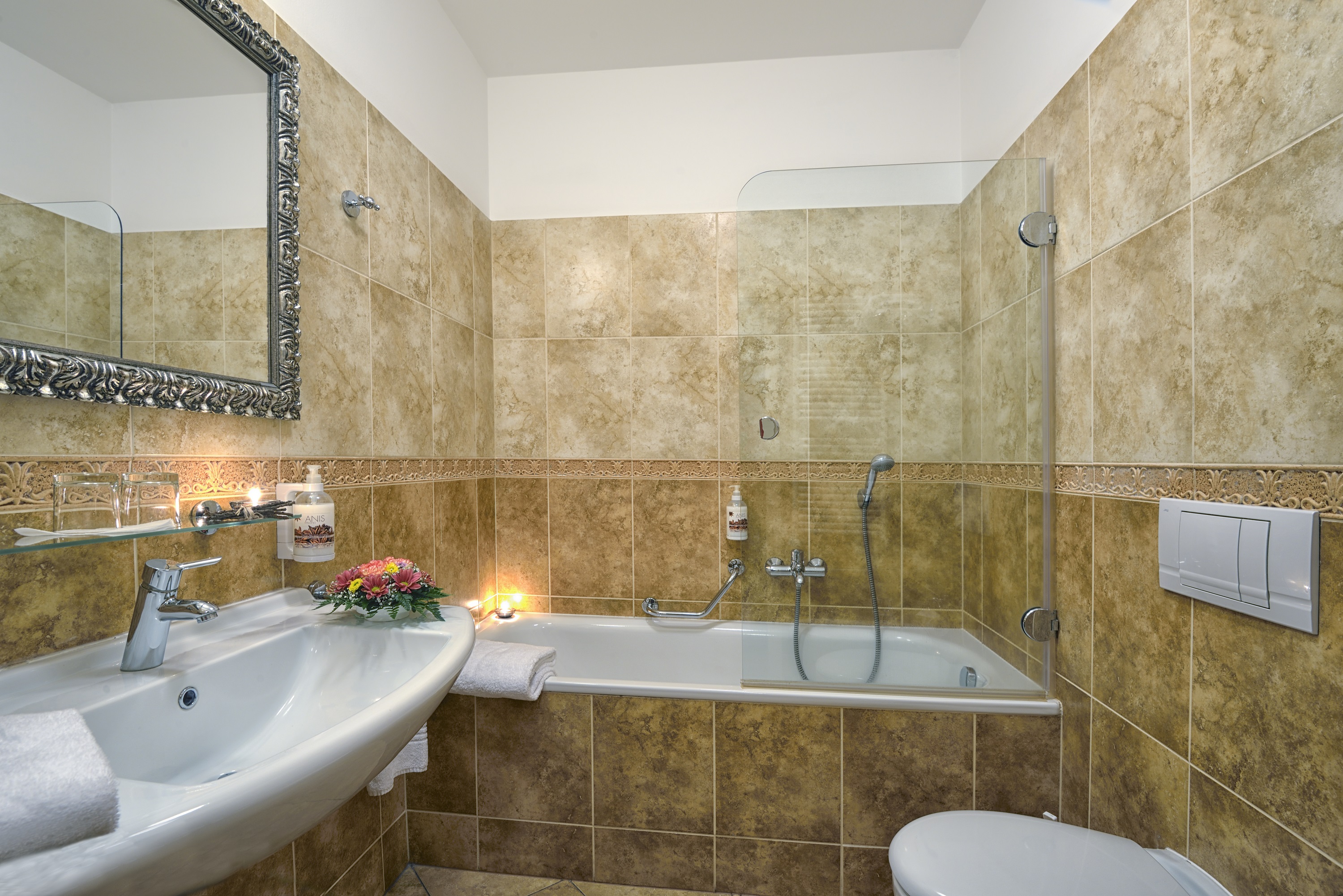 Double or Twin Deluxe