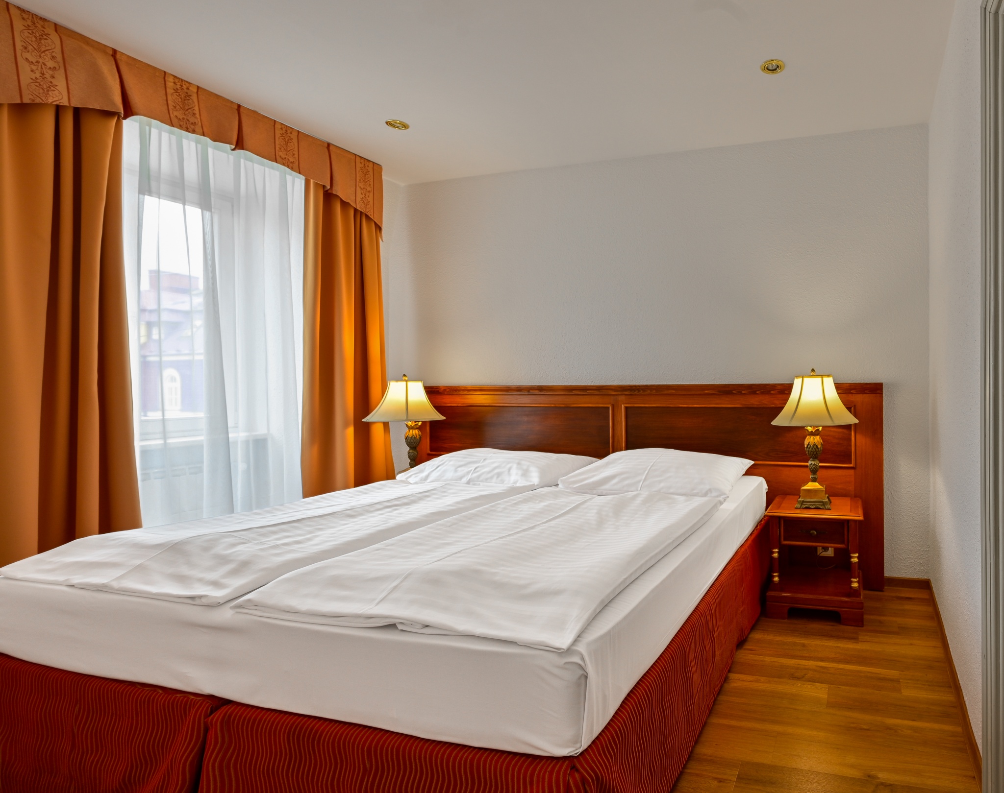 Double or Twin Standard