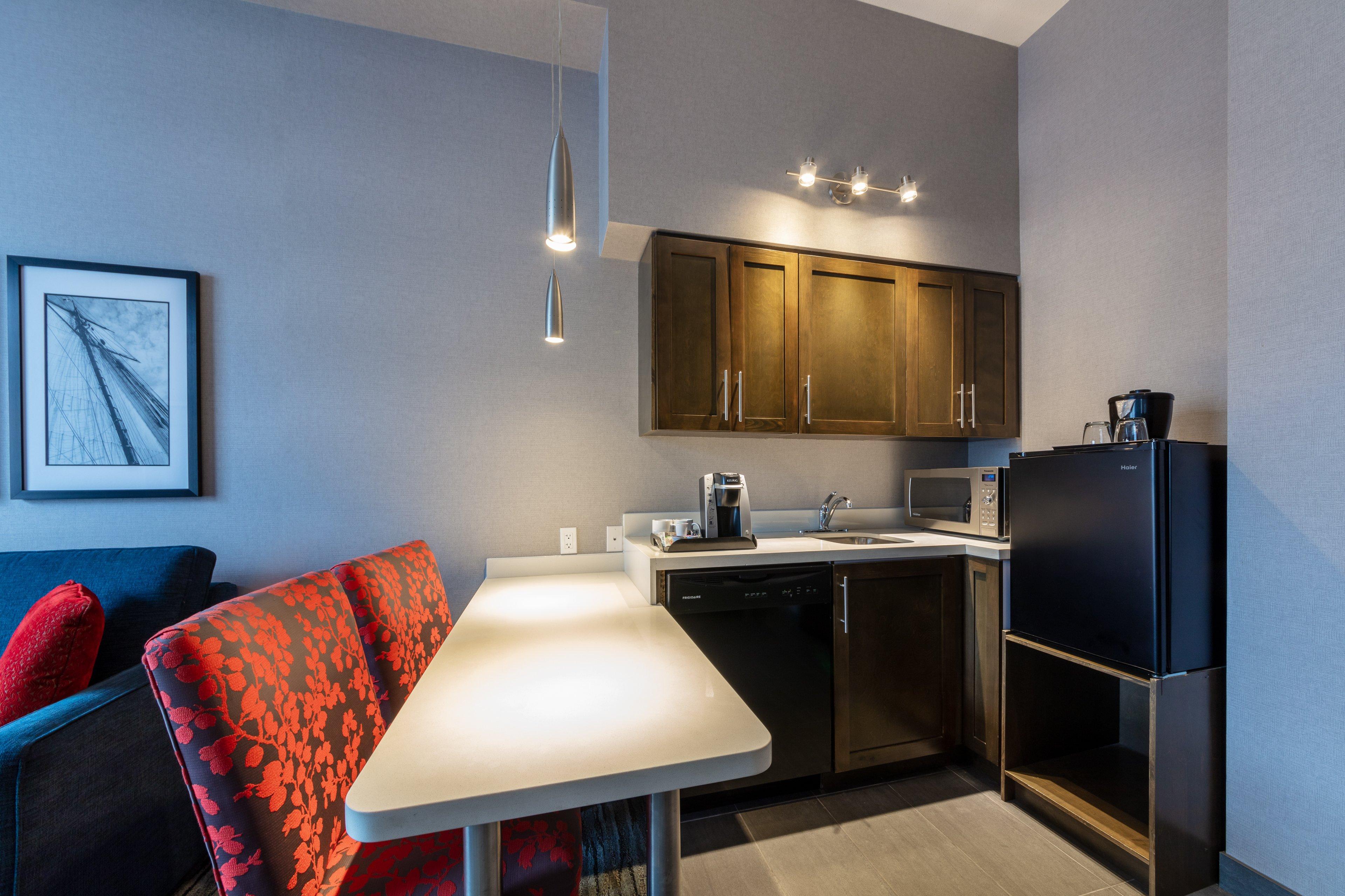 Suite with Kitchenette