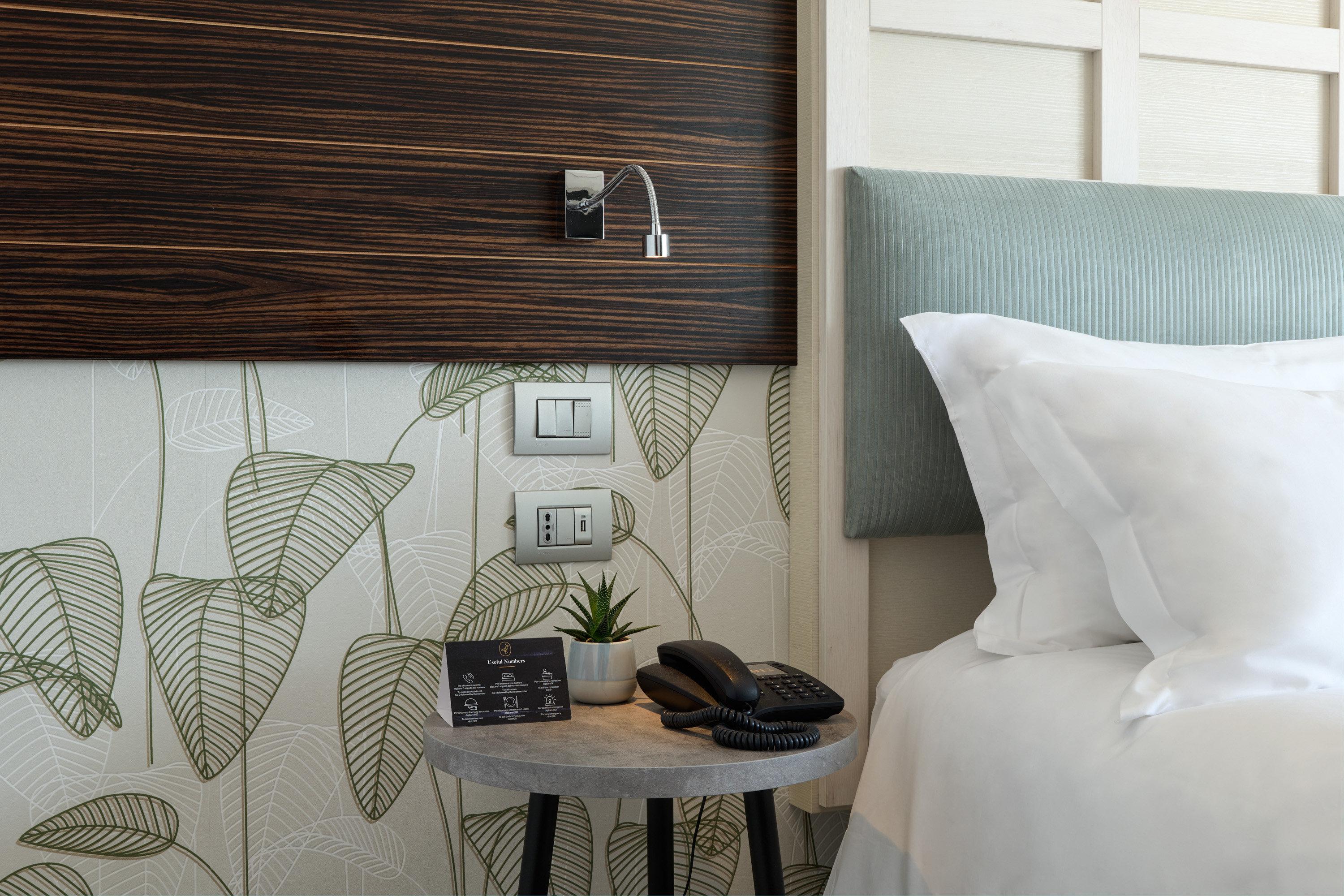 Double Queen Size Bed