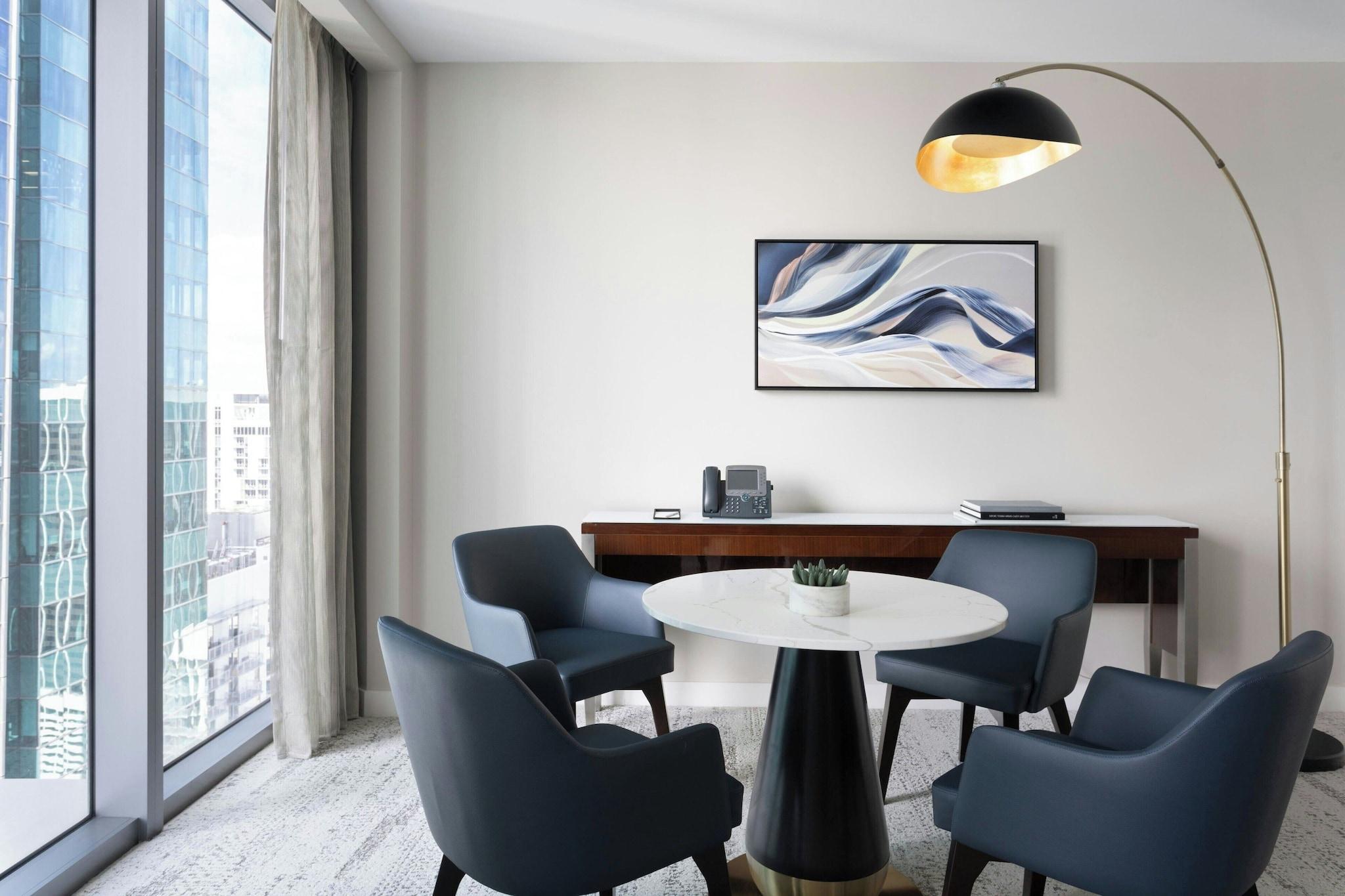 Suite King Bed One Bedroom 