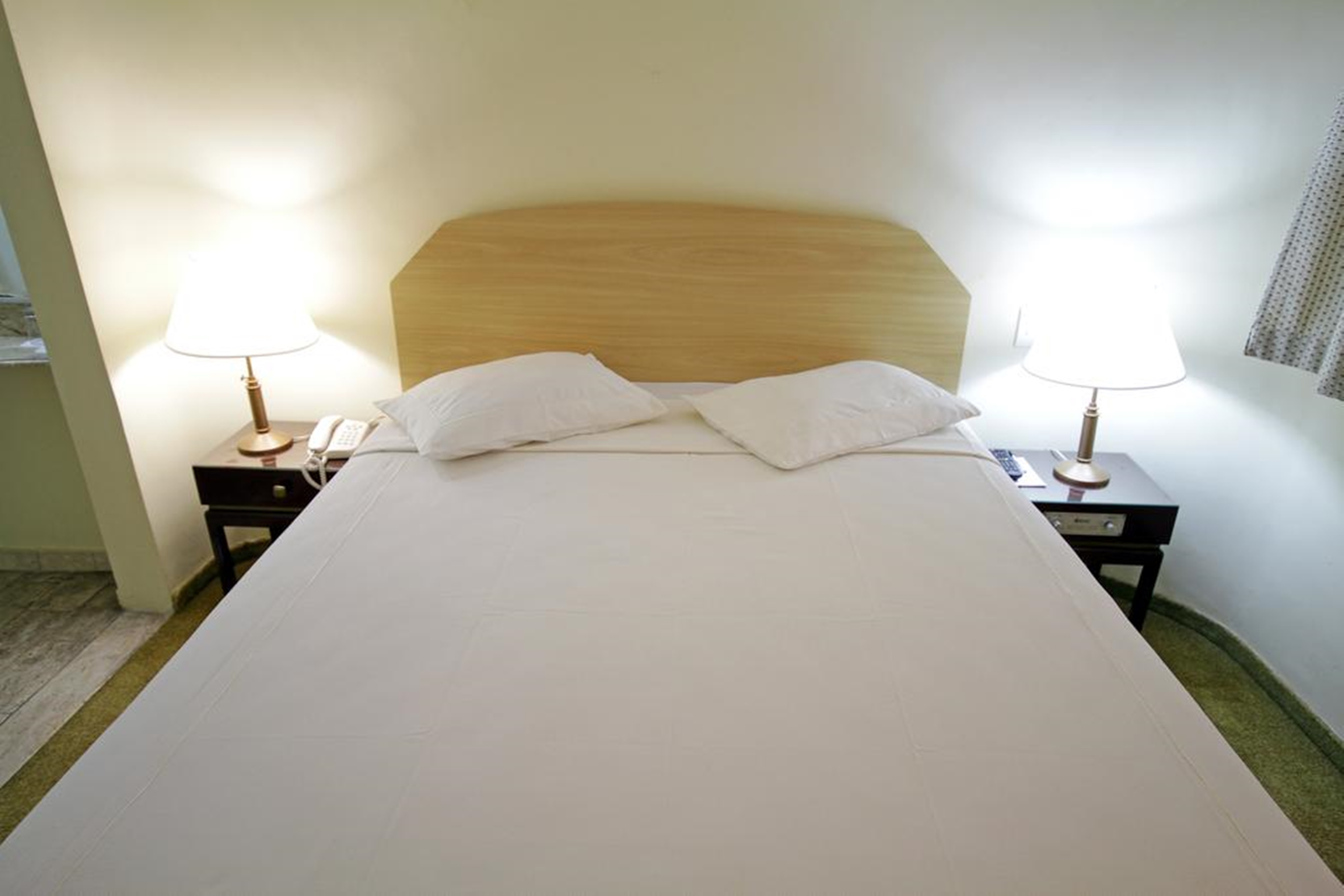 Double or Twin Standard