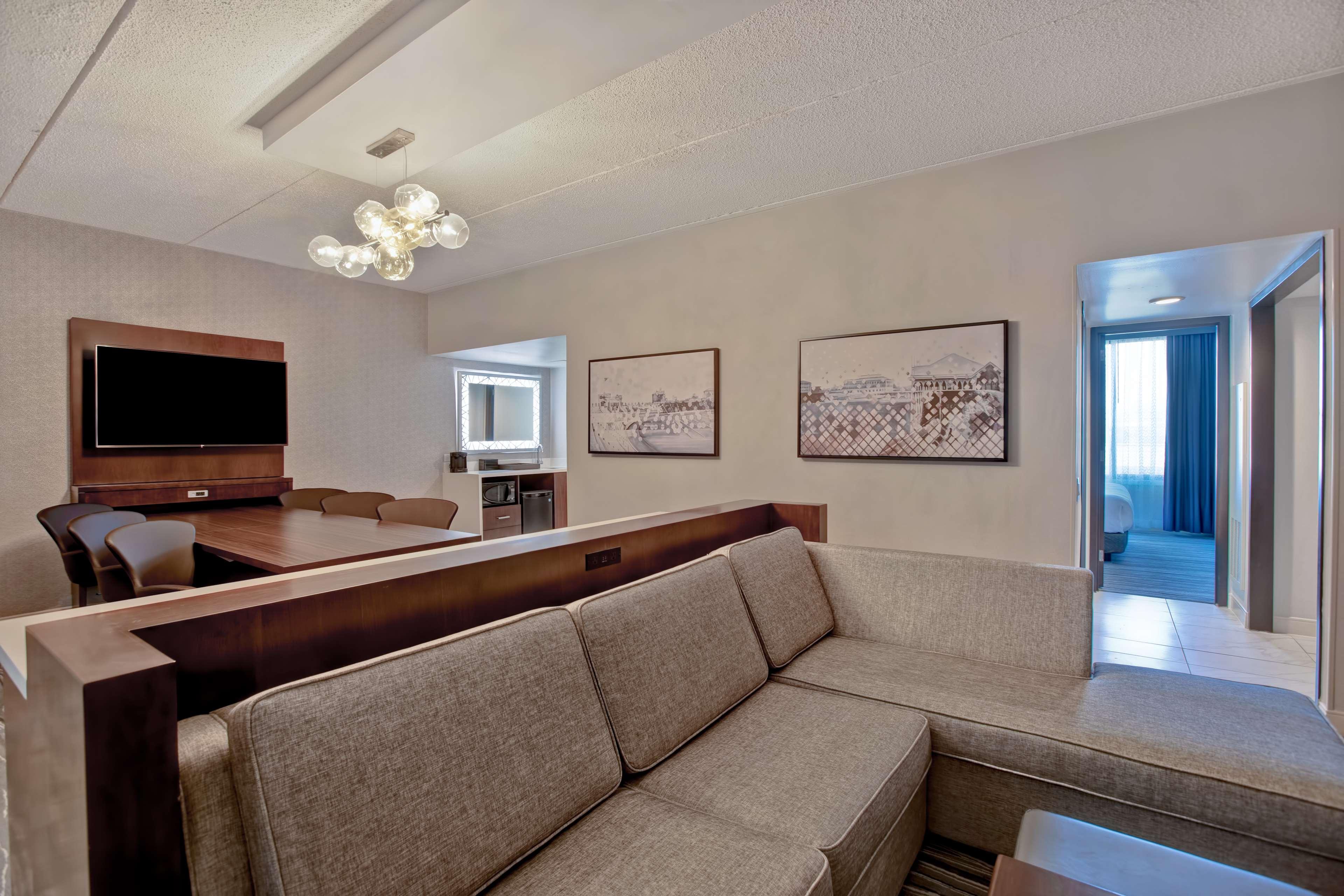 Suite Executive King Bed