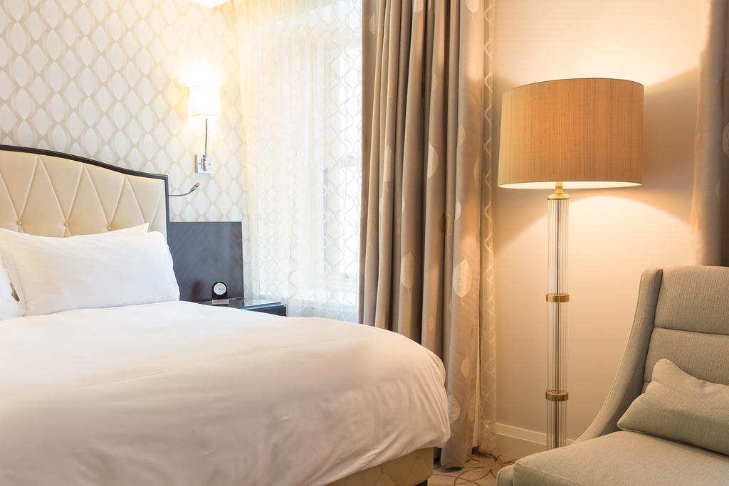 Double Classic King Bed